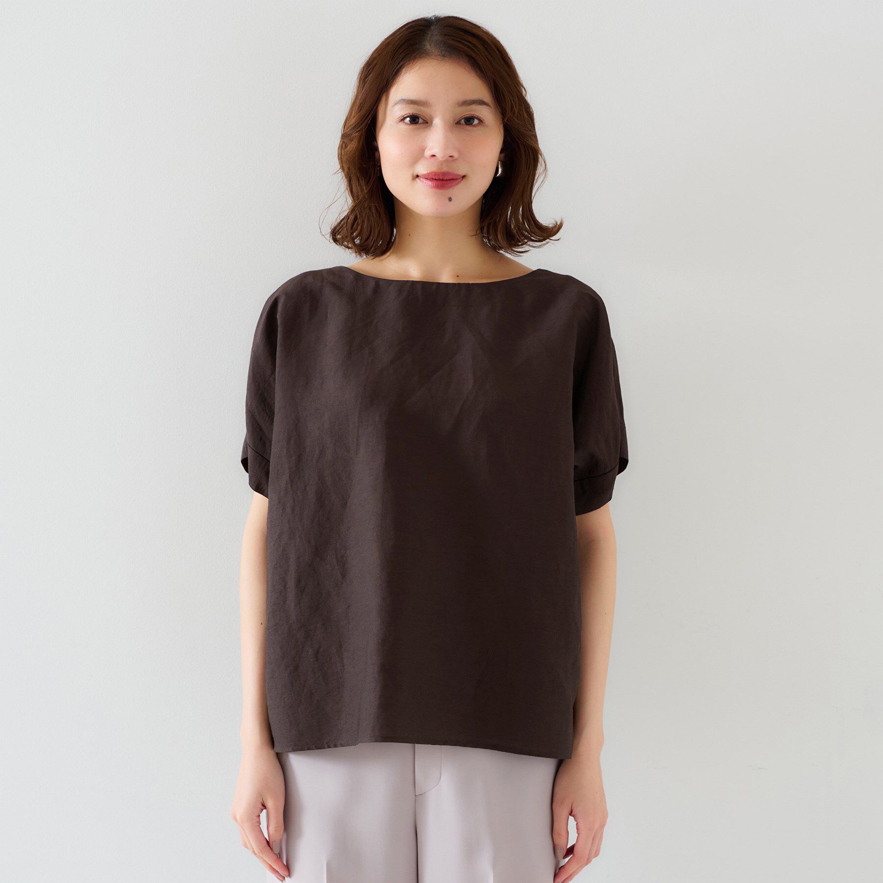 UNTITLED「【セットアップ可能/手洗い可】リネン混 ボートネックTブラウス」|シャツ・ブラウス|