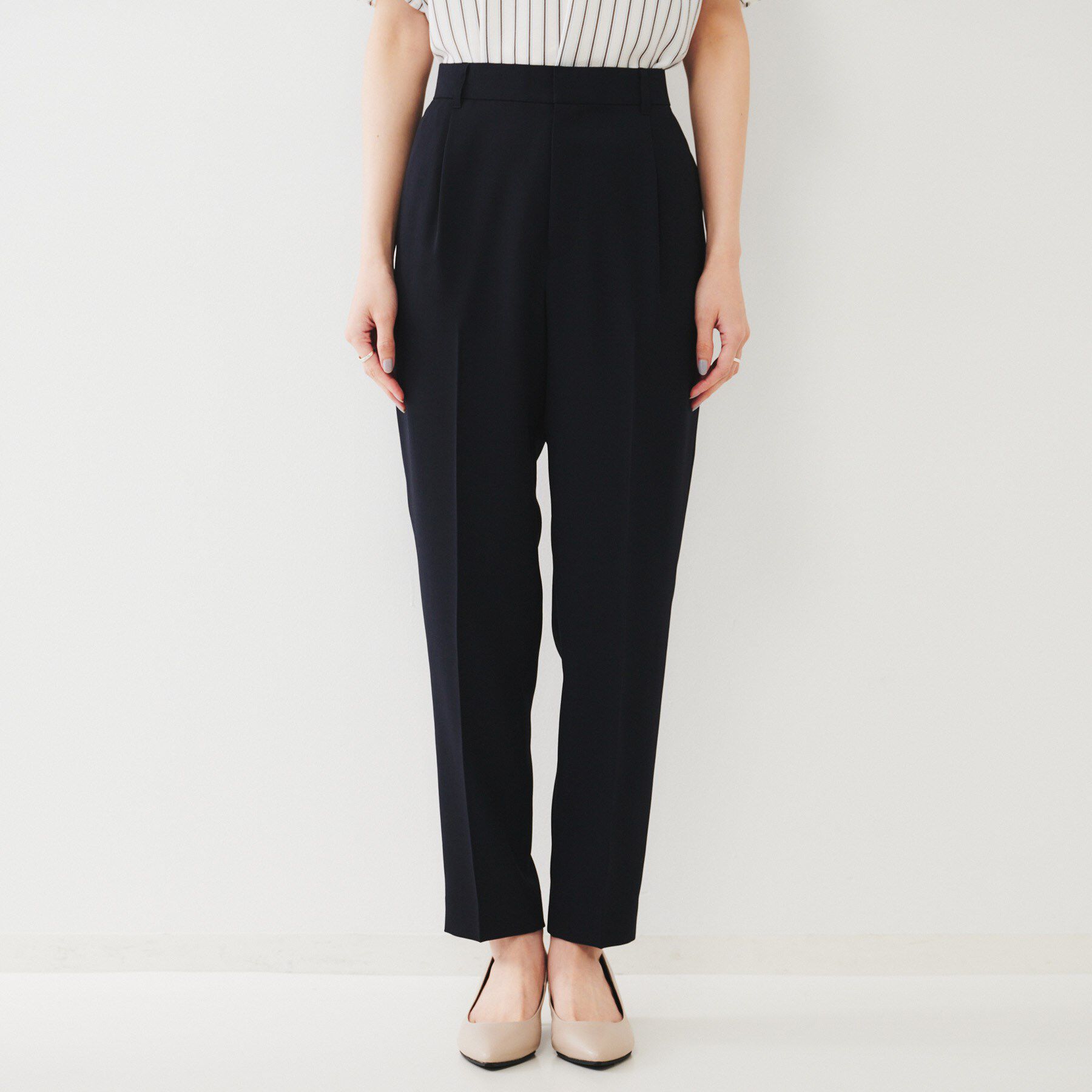 UNTITLED「【通勤スーツ】ライトウェイト テーパードパンツ」|その他|