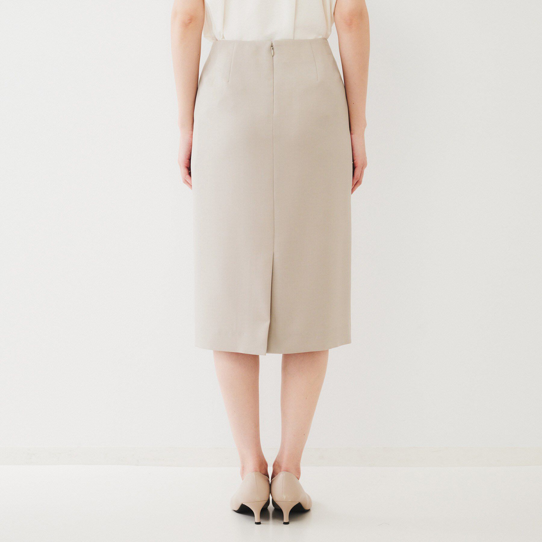UNTITLED「【通勤スーツ】ライトウェイト タイトスカート」|スカート|