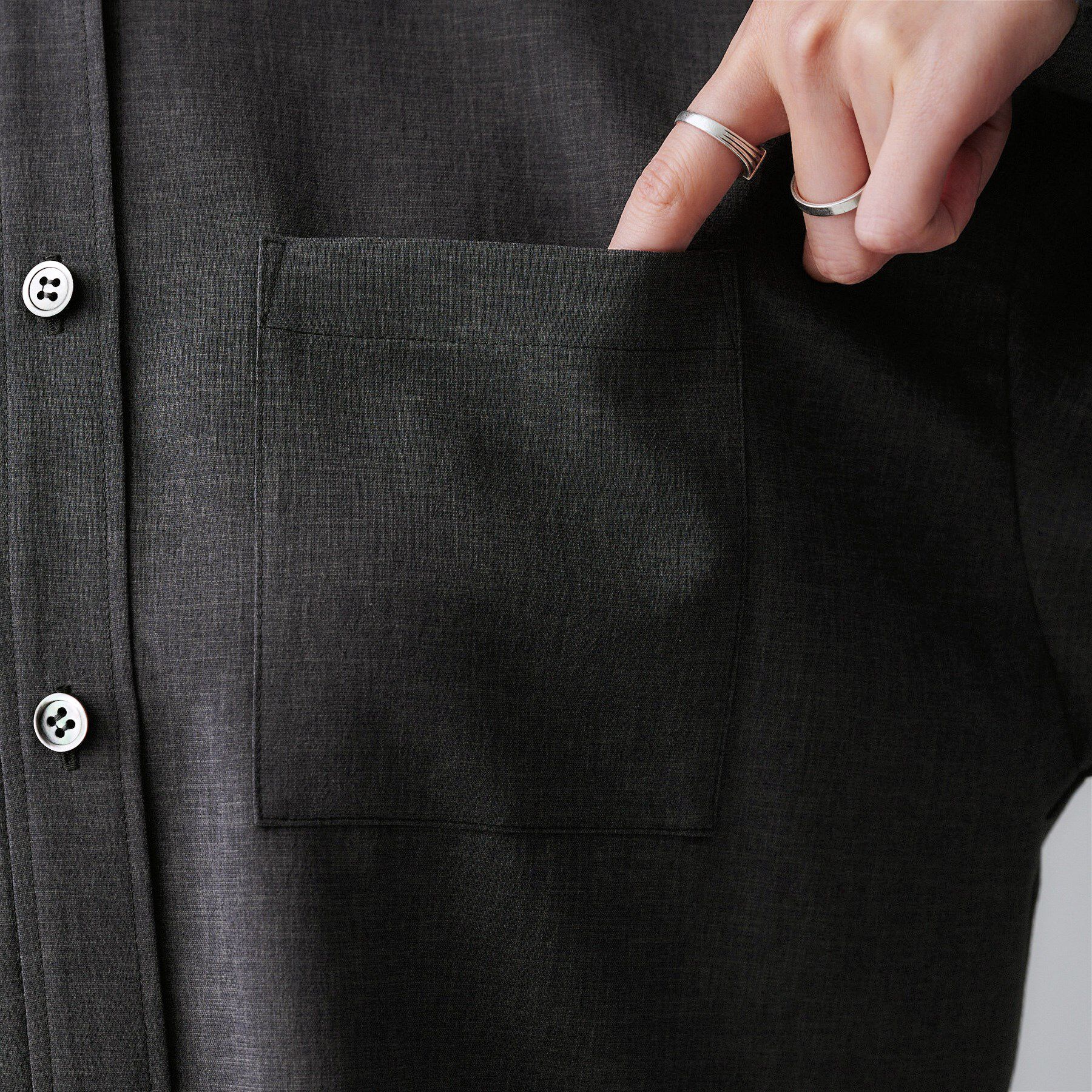 UNTITLED「【秋も着られる/セットアップ可】リラククールシャツ」|シャツ・ブラウス|