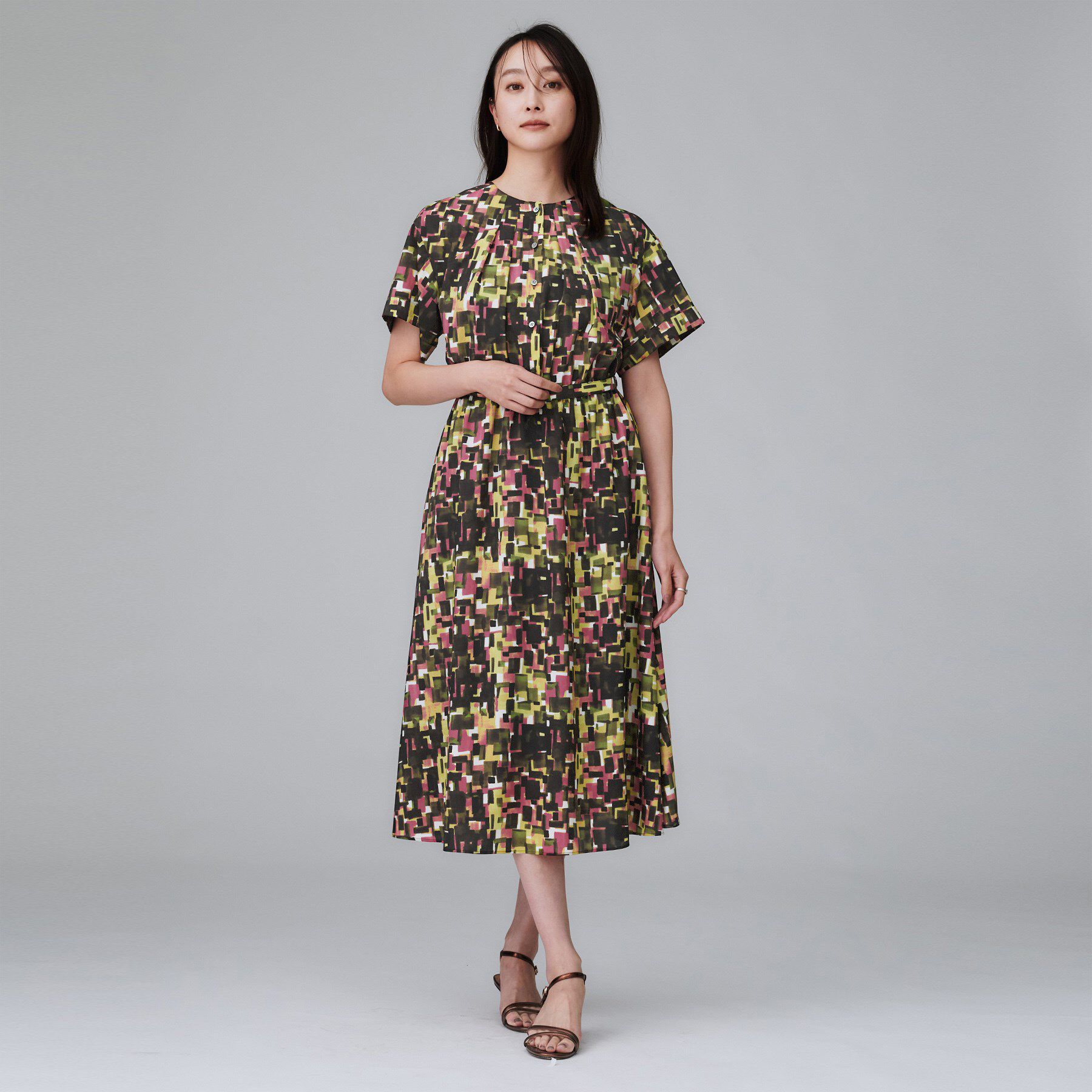 UNTITLED「【洗える/前開きボタン/ベルト付】ブロック柄ワンピース」|ワンピース|
