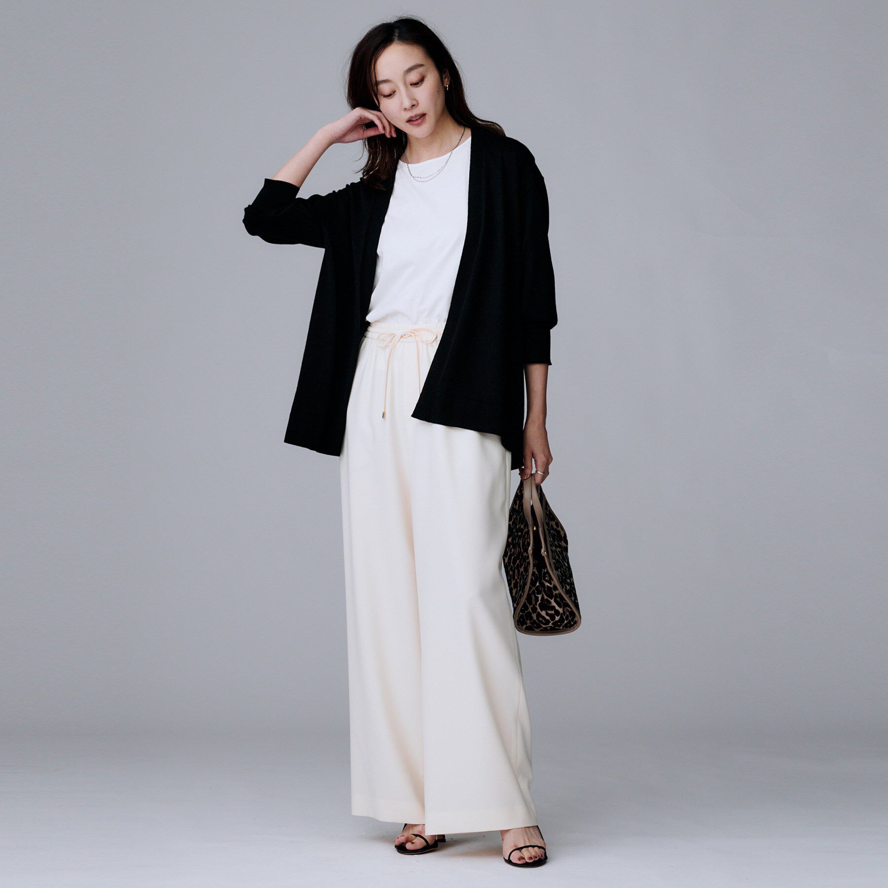 UNTITLED「【アンサンブル可/洗える/ボタンなし】シルクウールカシミヤ 着流しカーディガン」|カーディガン|