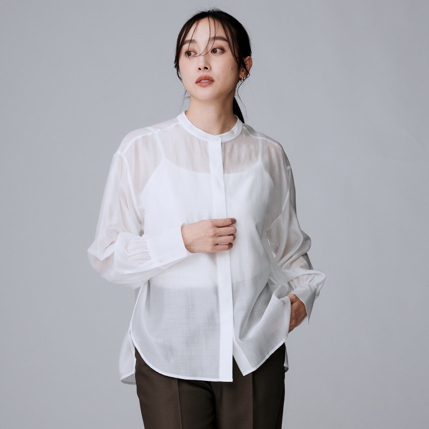 UNTITLED「【ボウタイリボン/バンドカラー/レイヤード】2WAYシアーブラウス」|シャツ・ブラウス|