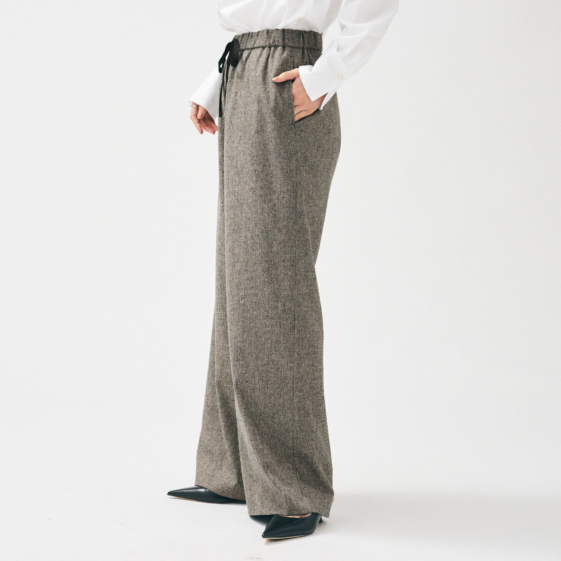 UNTITLED「【きれいめリラクシー/ウエストゴム】ウールサキソニー ワイドパンツ」|その他|
