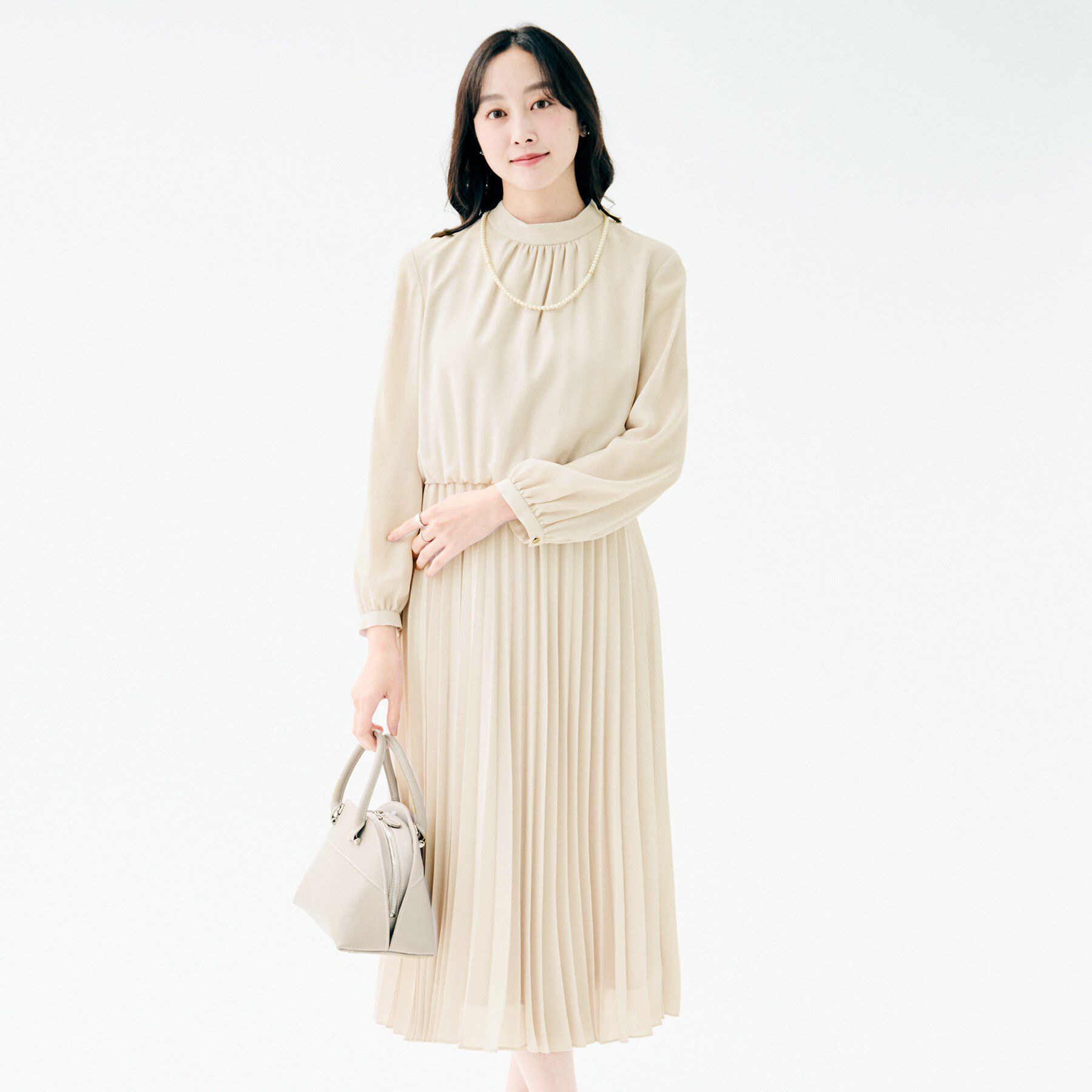 UNTITLED「【フォーマル/洗える】ボウタイ プリーツワンピース」|ワンピース|