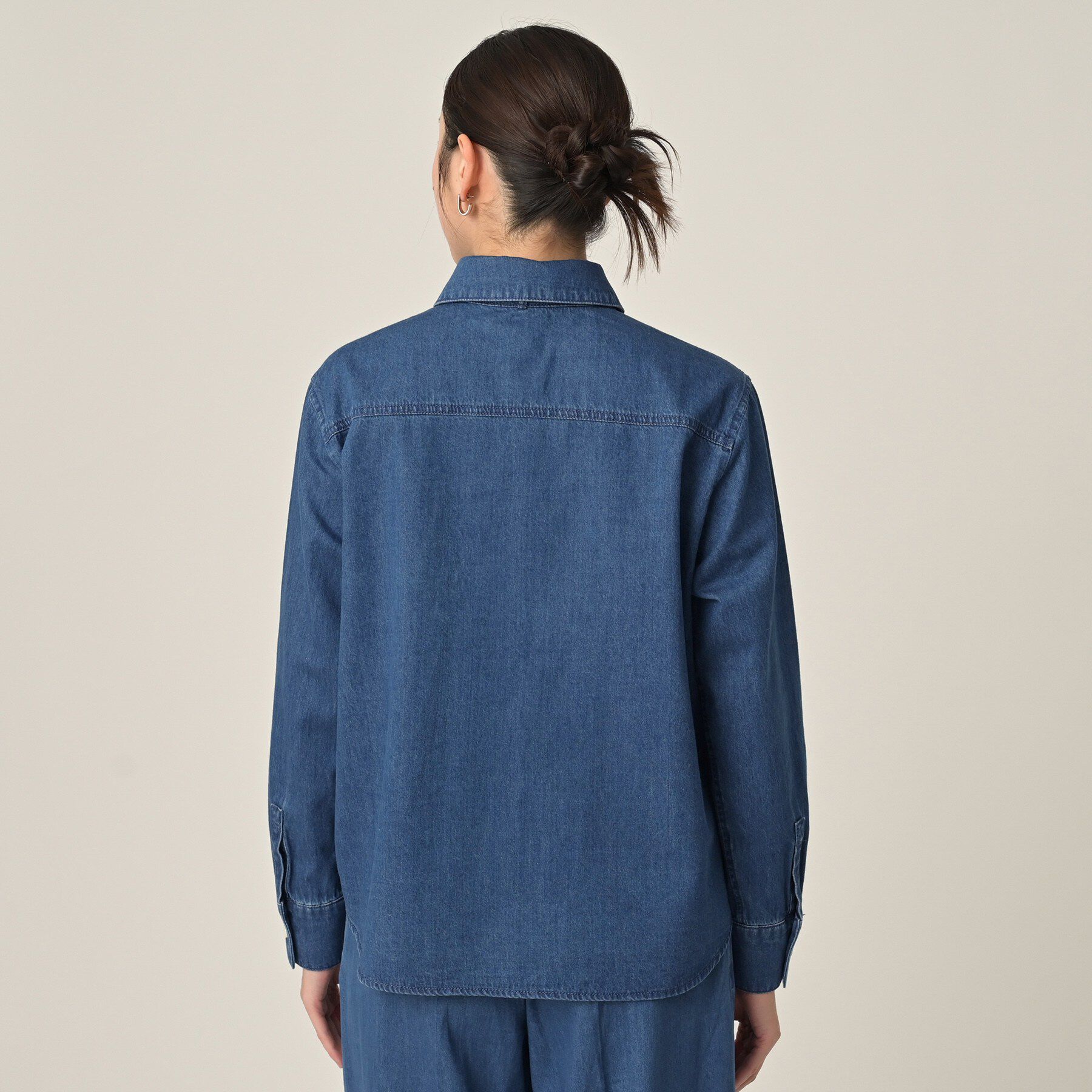 UNTITLED「ライトウェイトデニムブラウス」|シャツ・ブラウス|