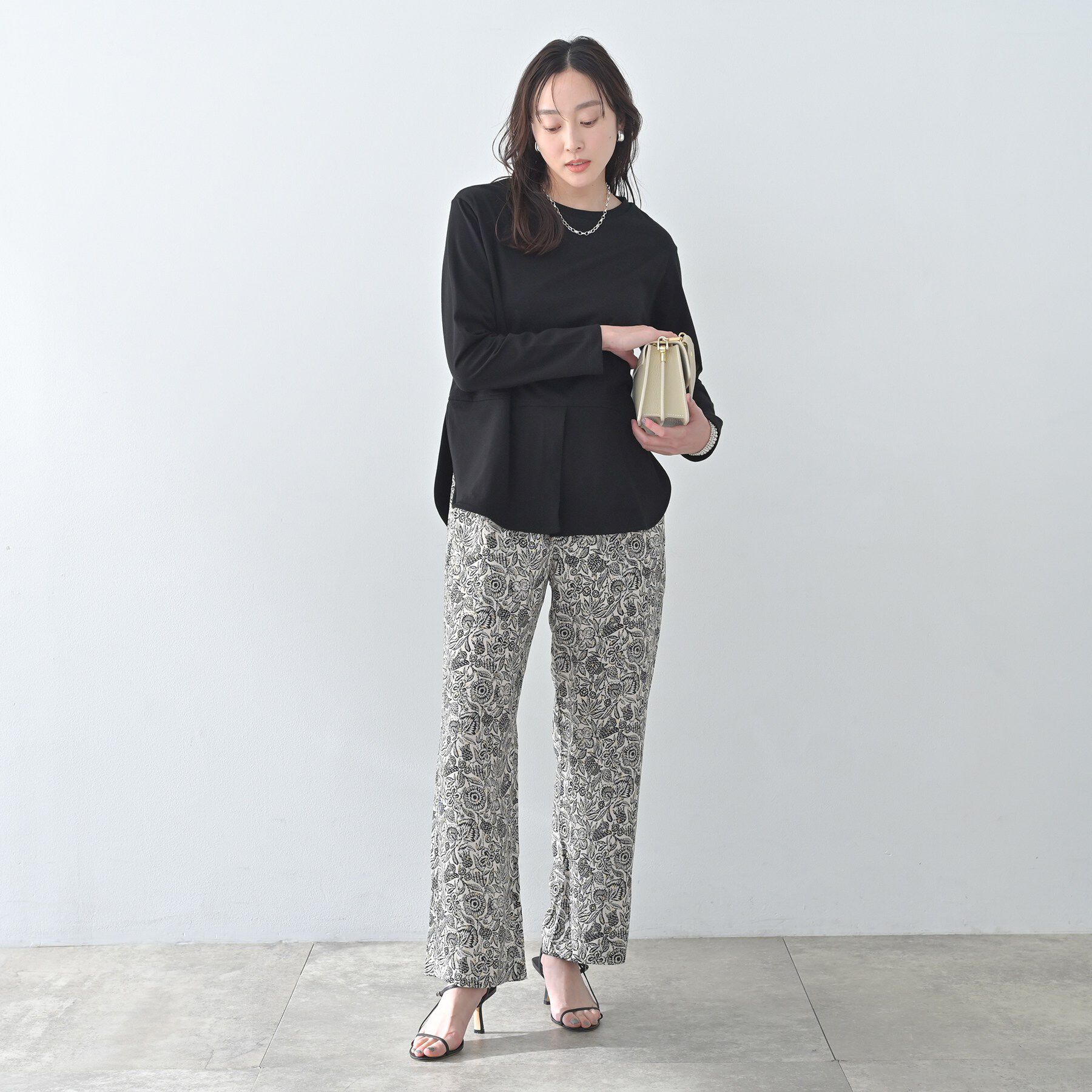 UNTITLED「【Liyoca】ベーシック天竺スリットプルオーバー」|Tシャツ・カットソー|