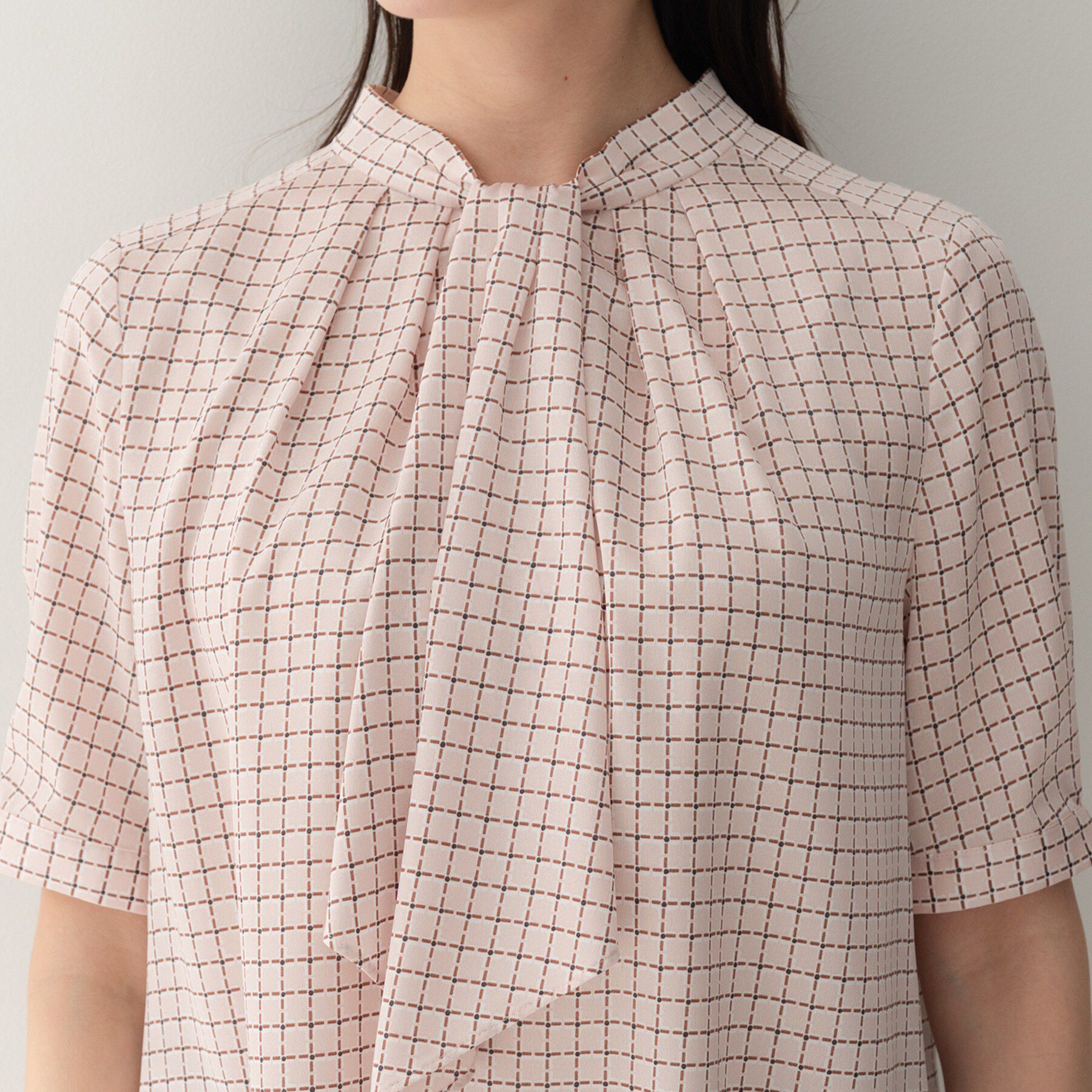 UNTITLED「ジオメボウタイブラウス」|シャツ・ブラウス|