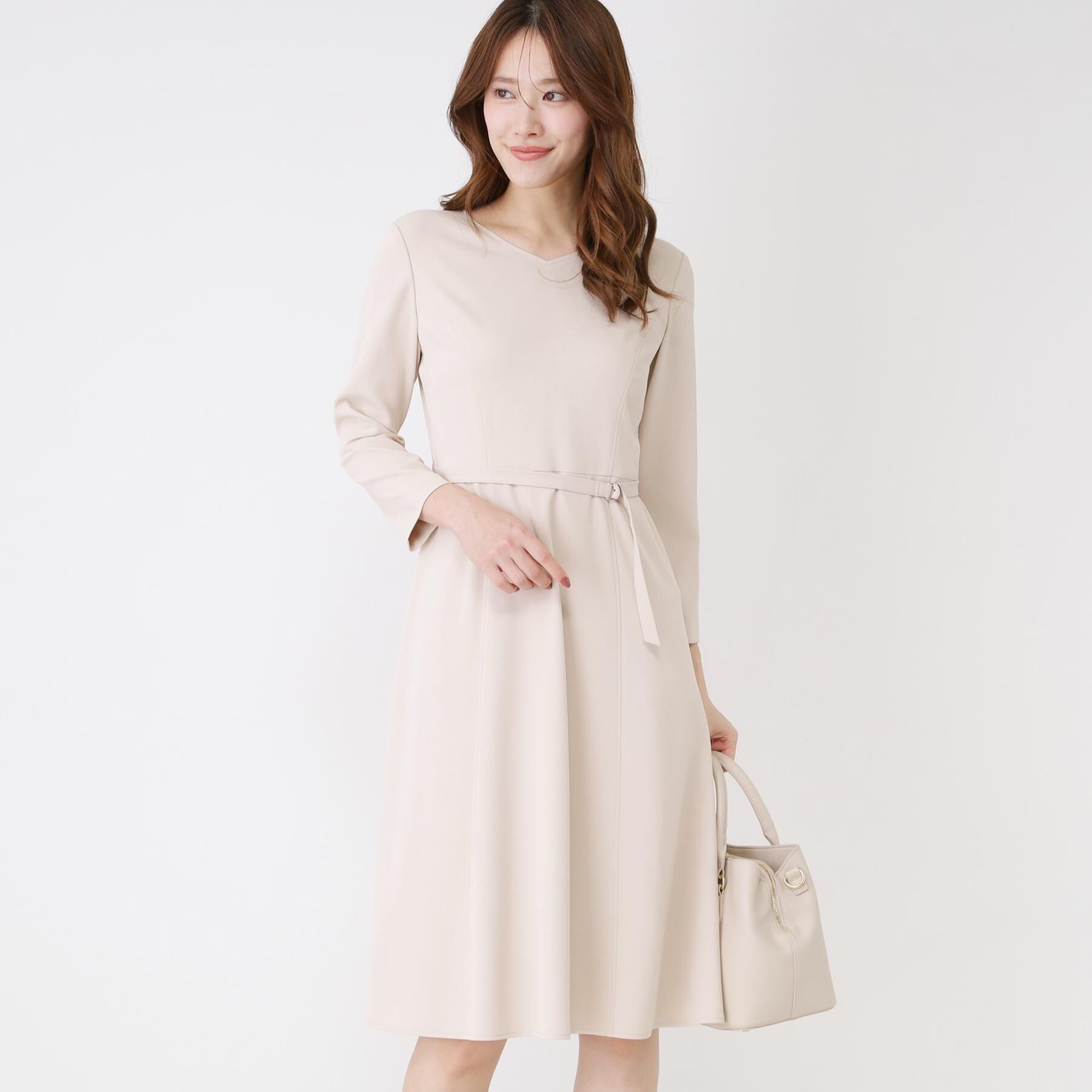 COUP DE CHANCE「【手洗い可／日本製／伸縮性／セットアップ可】共地ベルト付フレアーワンピース」|ワンピース|