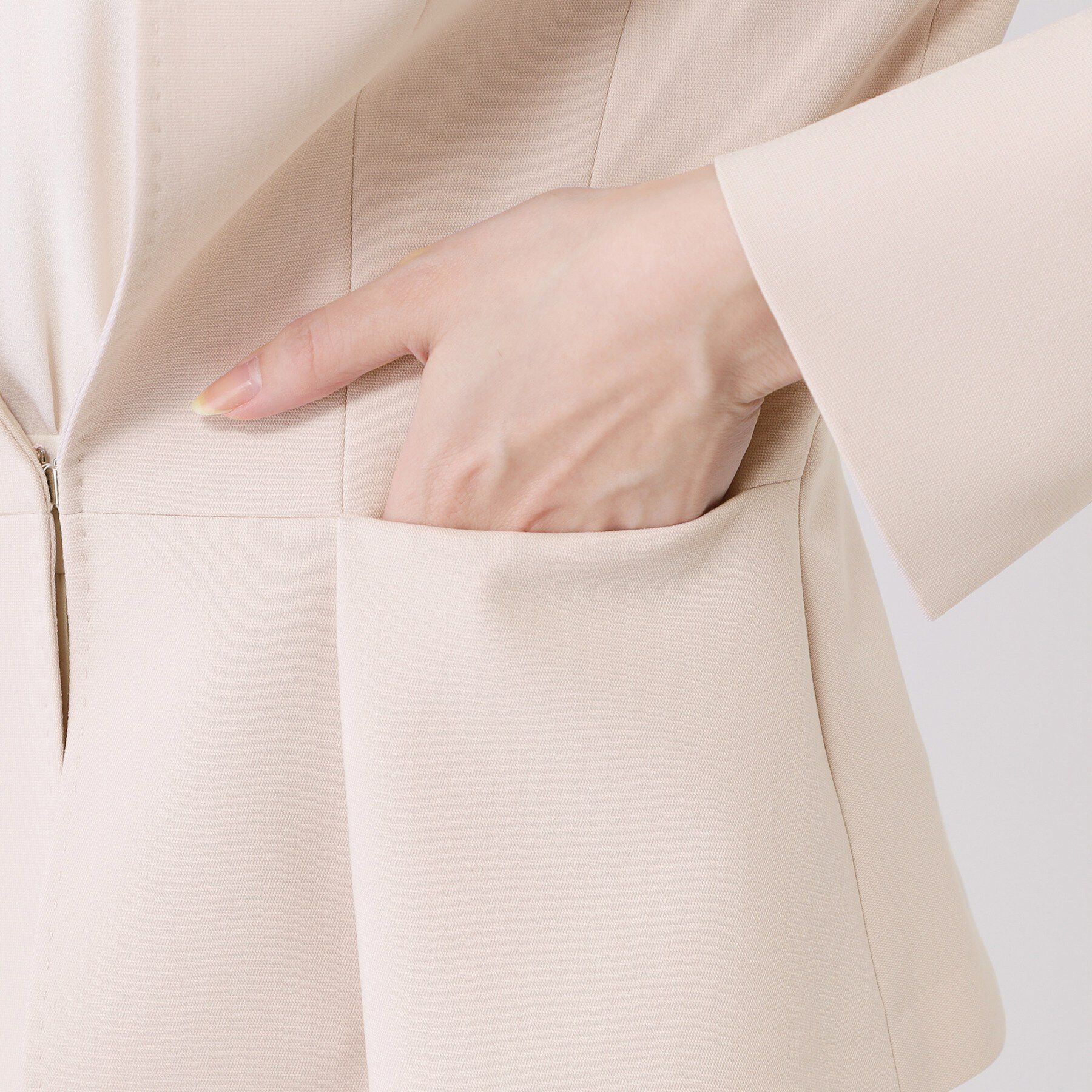 COUP DE CHANCE「【手洗い可／日本製／スーツ可】ペプラムデザイン　カラーレスジャケット」|ノーカラージャケット|