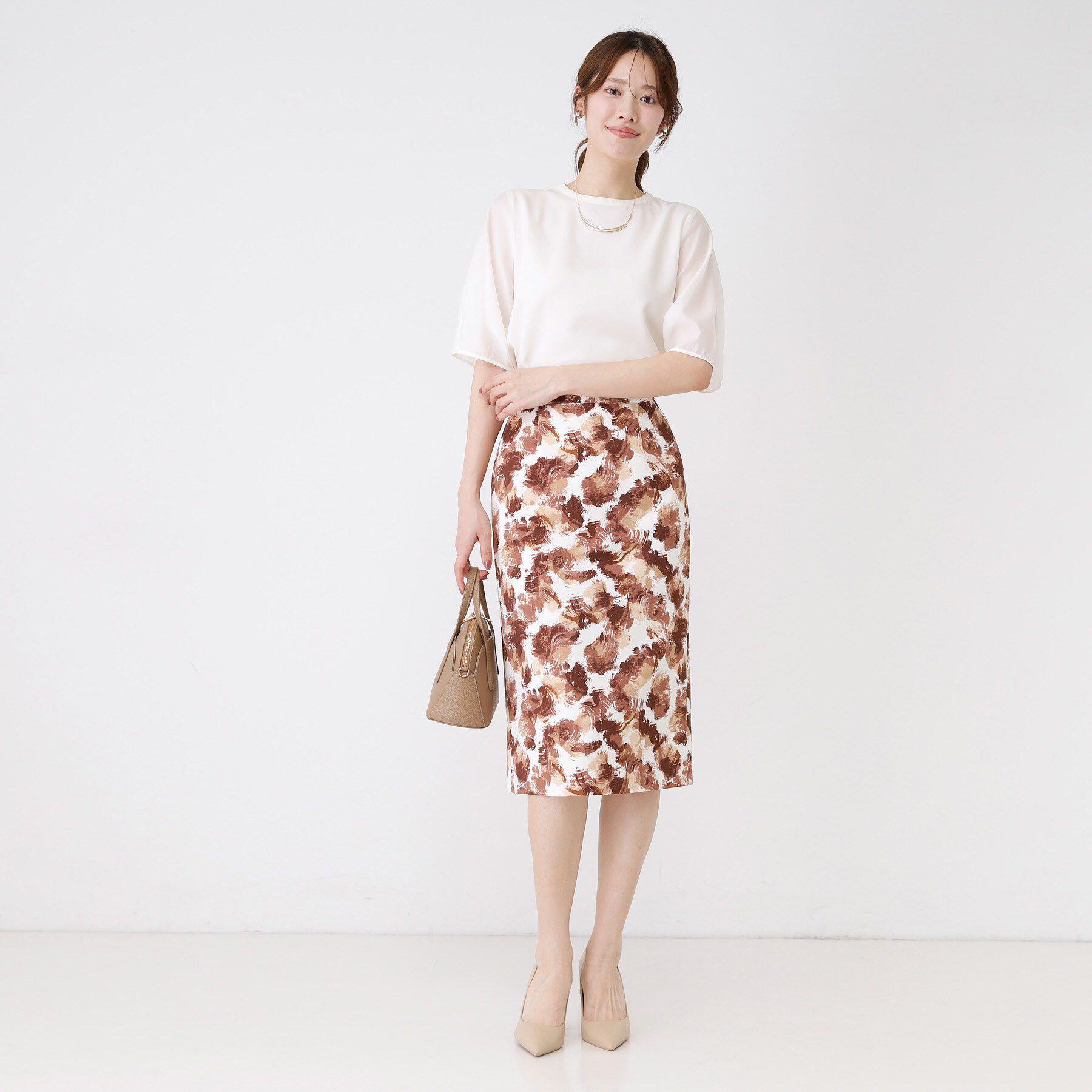 COUP DE CHANCE「【手洗い可／日本製】アート風花柄タイトスカート」|スカート|