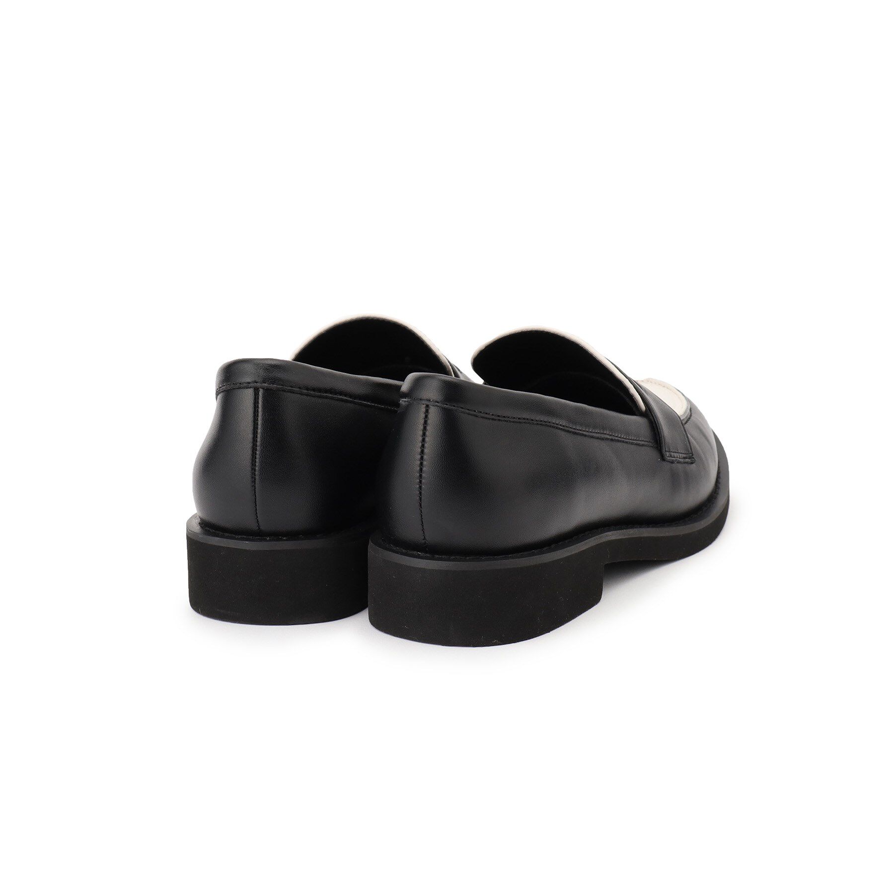 Reflect「【トレンドアイテム／軽い履き心地】バイカラーローファー」|その他|