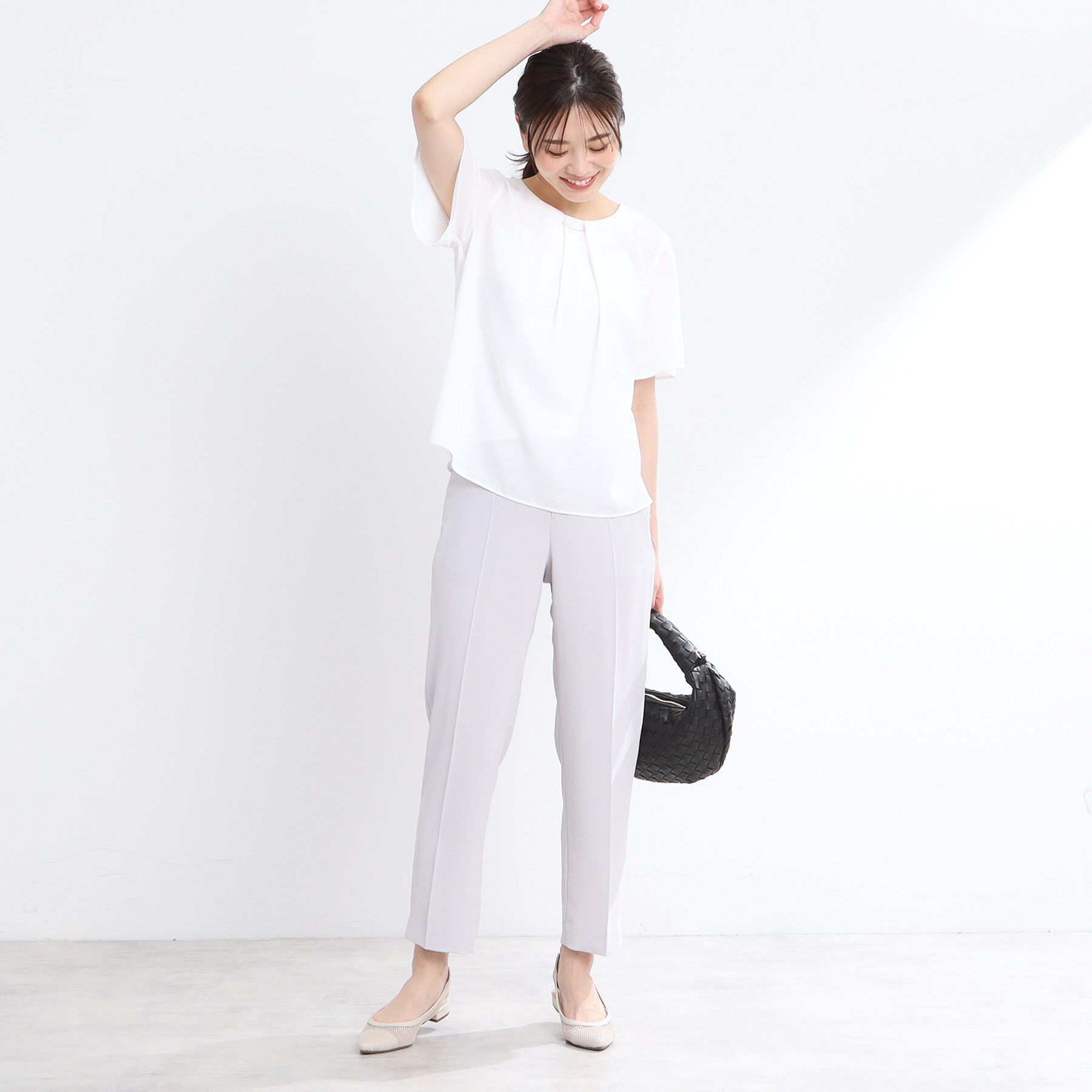 Reflect「【洗える】タックディティールブラウス」|シャツ・ブラウス|