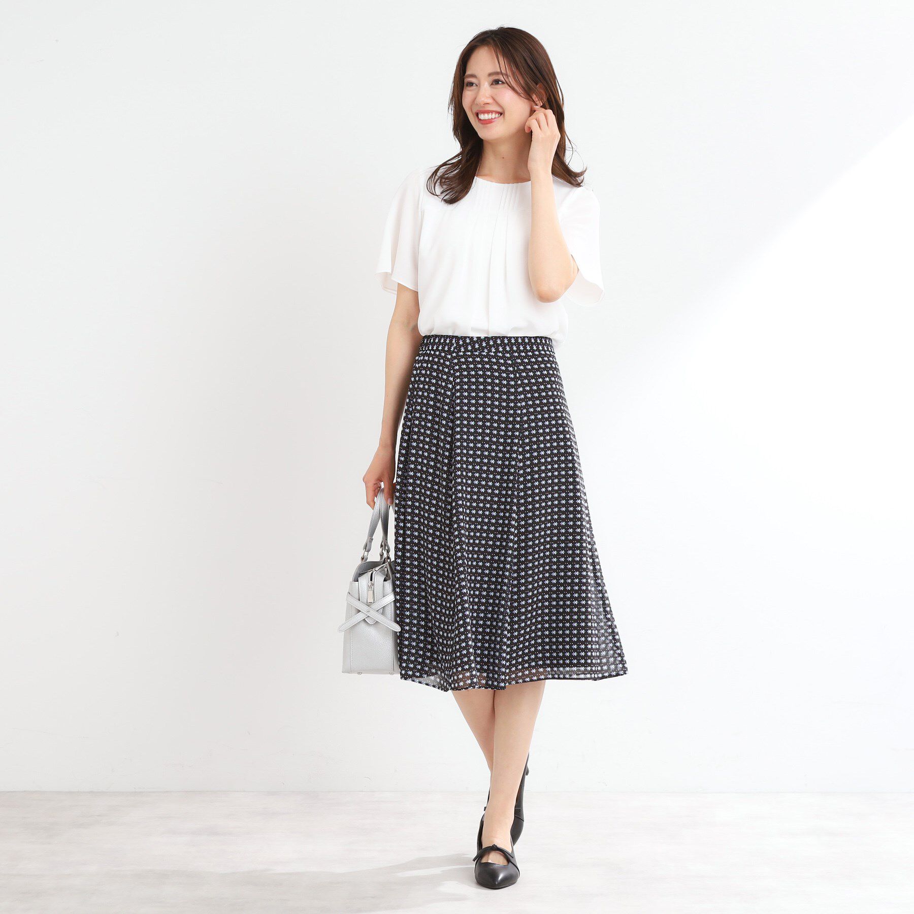 Reflect「【マシンウォッシュ可】横切替ピンタックデザインブラウス」|シャツ・ブラウス|