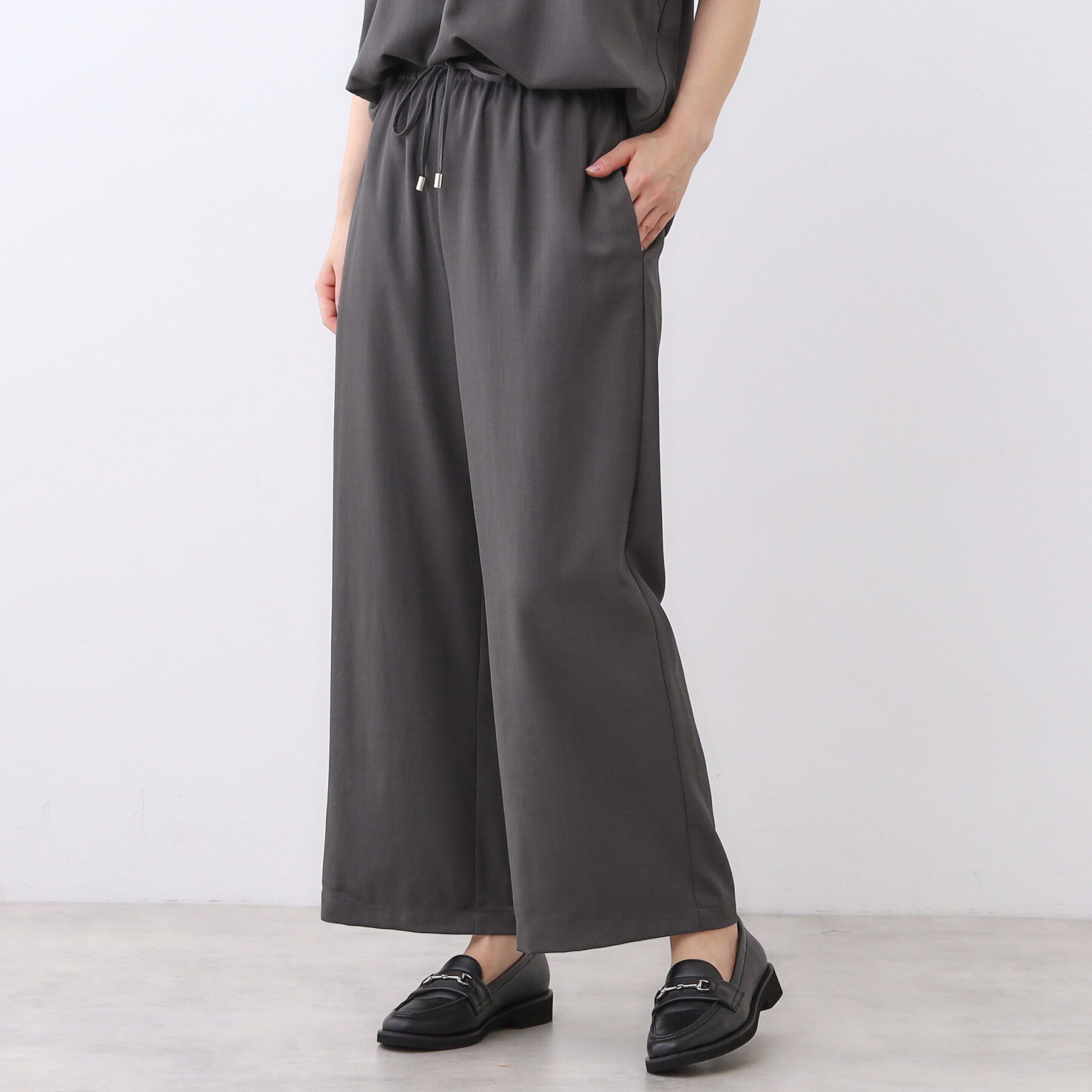 Reflect「【E‐QUALITY／ウエスト総ゴム／セットアップ／単品使いOK◎】ブラウス＋ストレートパンツセット」|スーツ|