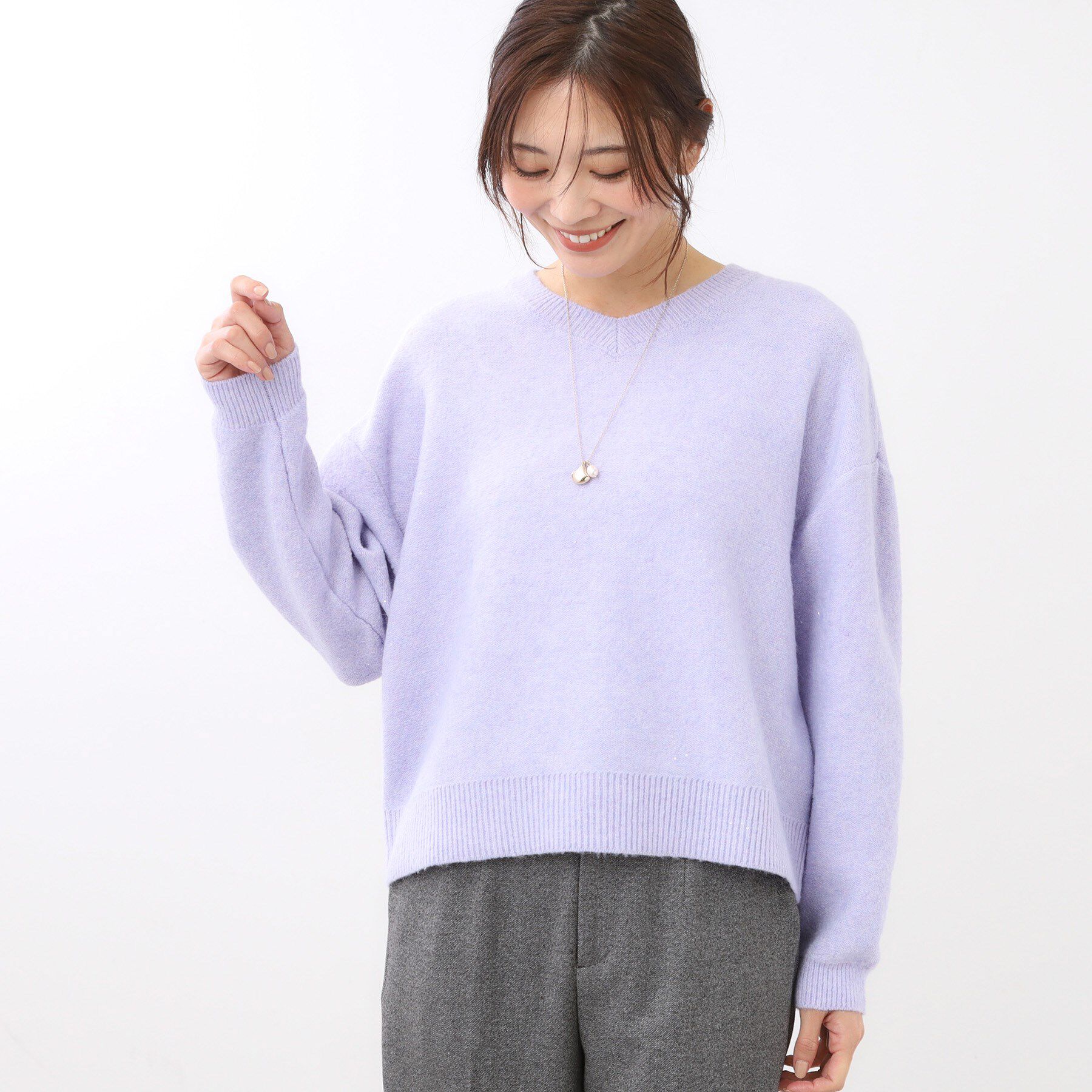 Reflect「【選べる5色／ゆったりシルエット】Vネックスパンコールニット」|ニット・セーター|