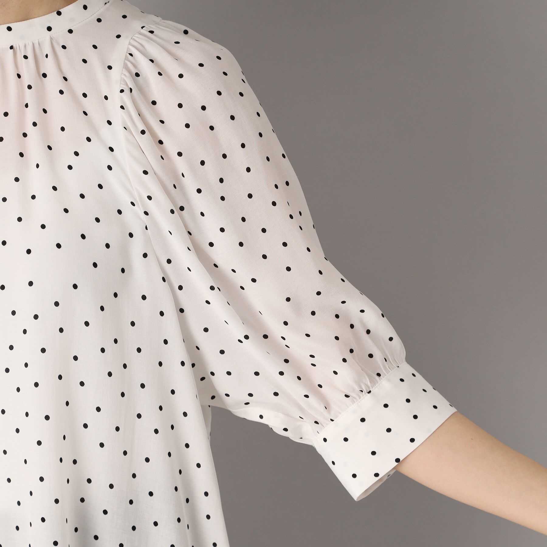 DRESSTERIOR「【洗える/日本製】ドットPTボリュームスリーブブラウス」|シャツ・ブラウス|