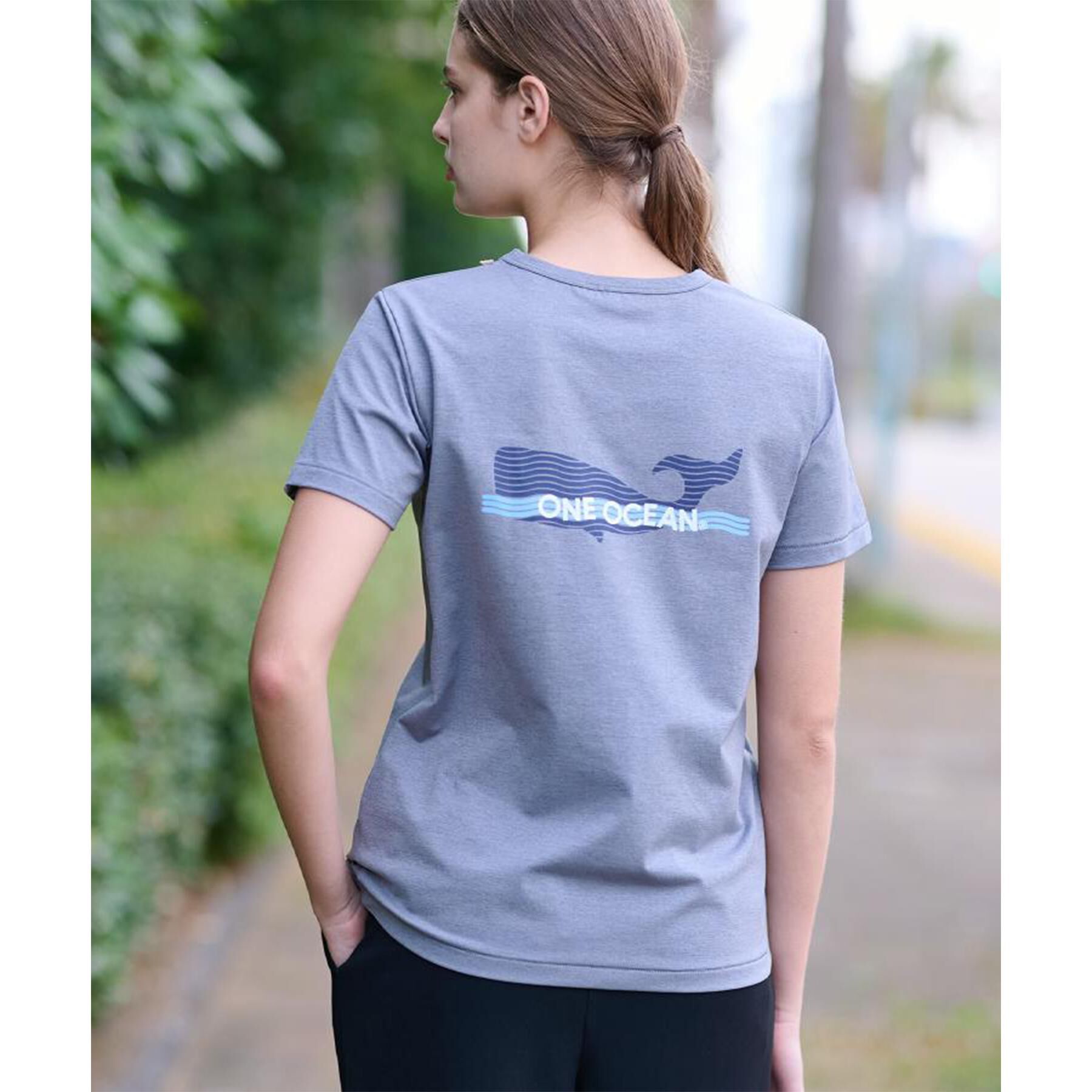 DRESSTERIOR「【洗える/バックプリント】再生ポリエステルホエイルプリントTシャツ」|Tシャツ・カットソー|グレー(012)