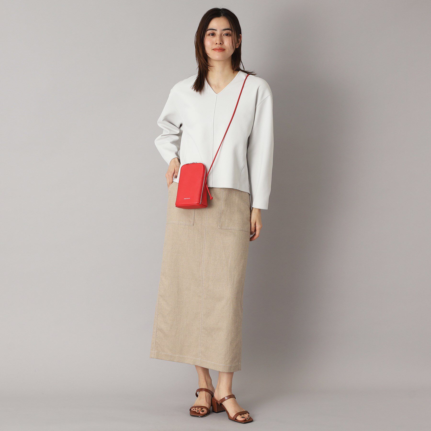 DRESSTERIOR「【洗える/イージーケア】Vネックジョーゼットプルオーバー」|Tシャツ・カットソー|