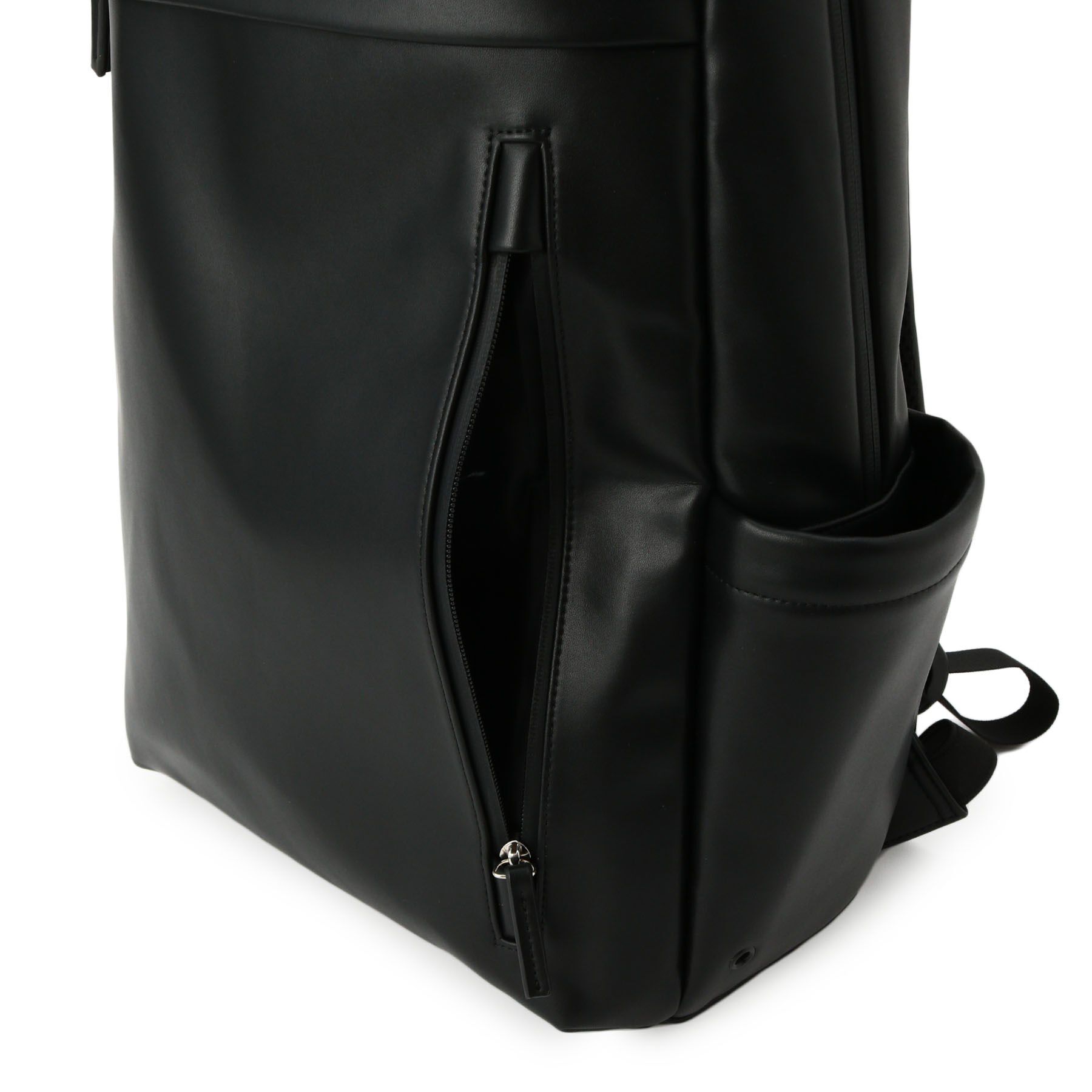 DRESSTERIOR「【荷重軽減】サスペンション リサイクルレザーバックパック」|リュック|