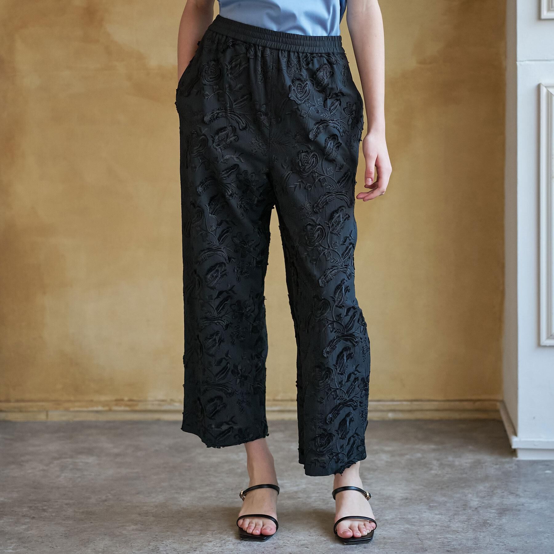 DRESSTERIOR「コットンエンブロイダリー イージーパンツ」|その他|