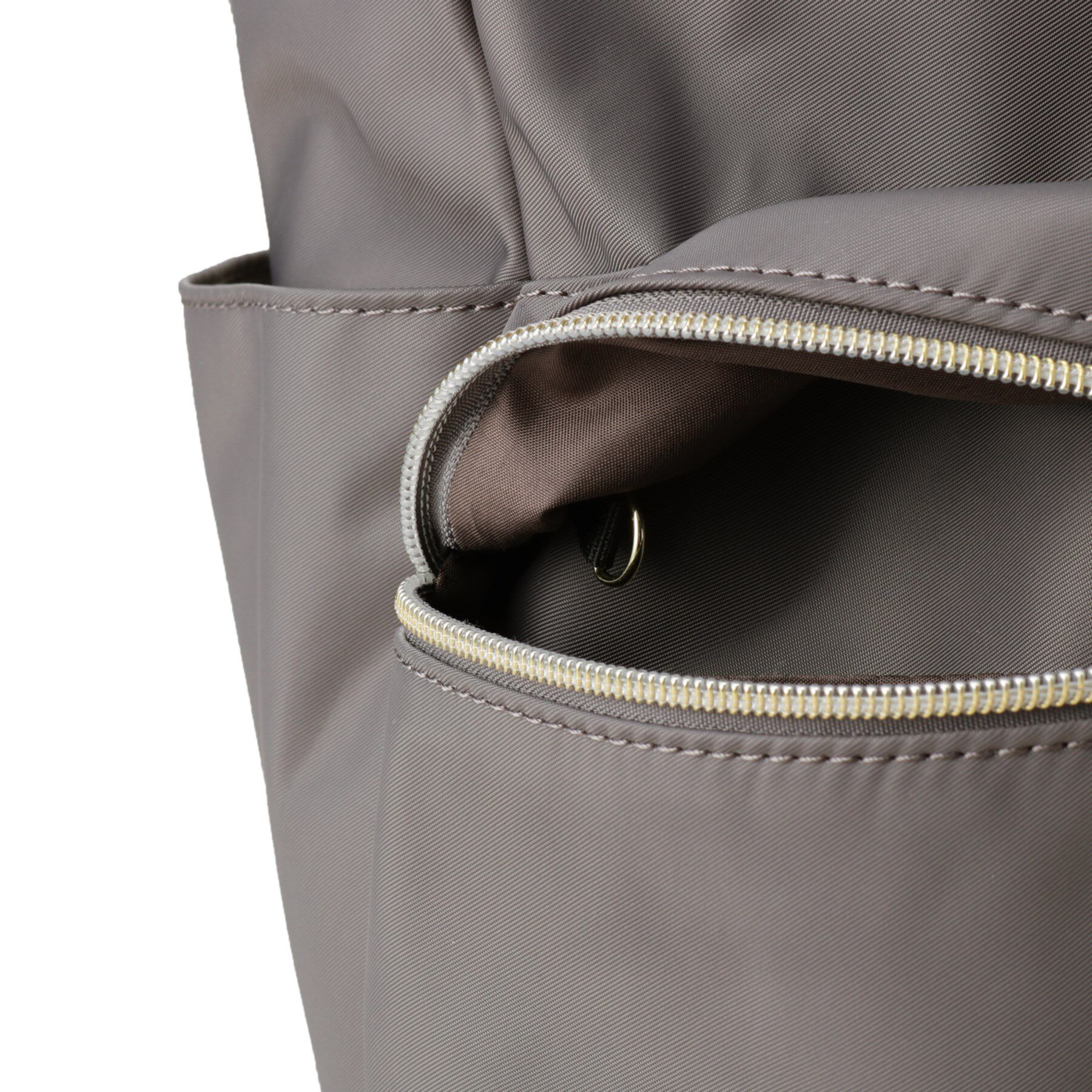 grove「【雑誌掲載/インスタ企画】人間工学撥水多機能リュック」|リュック|