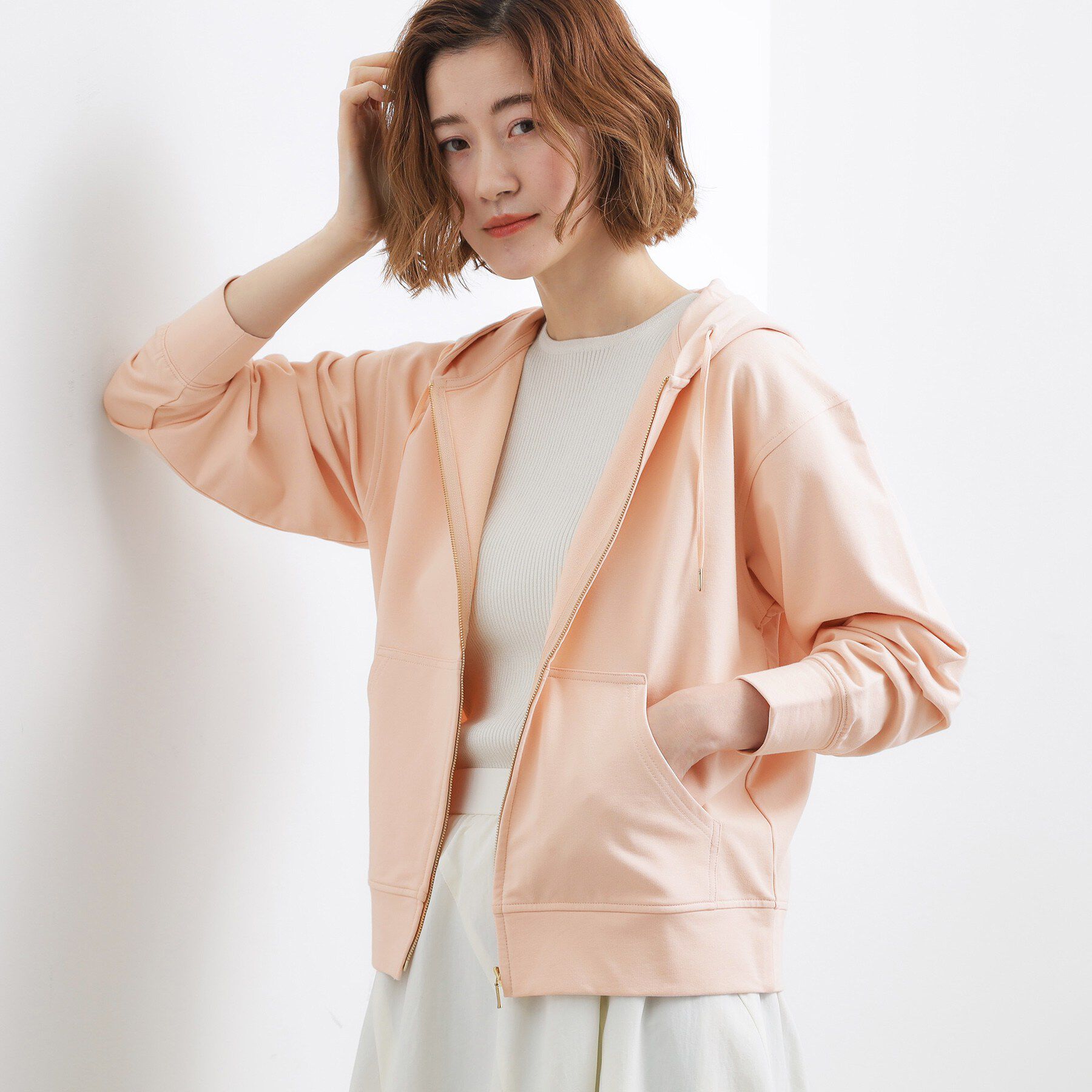 grove「軽やかに羽織れてシーズンレスに活躍！　大人のジップパーカー」|パーカー|