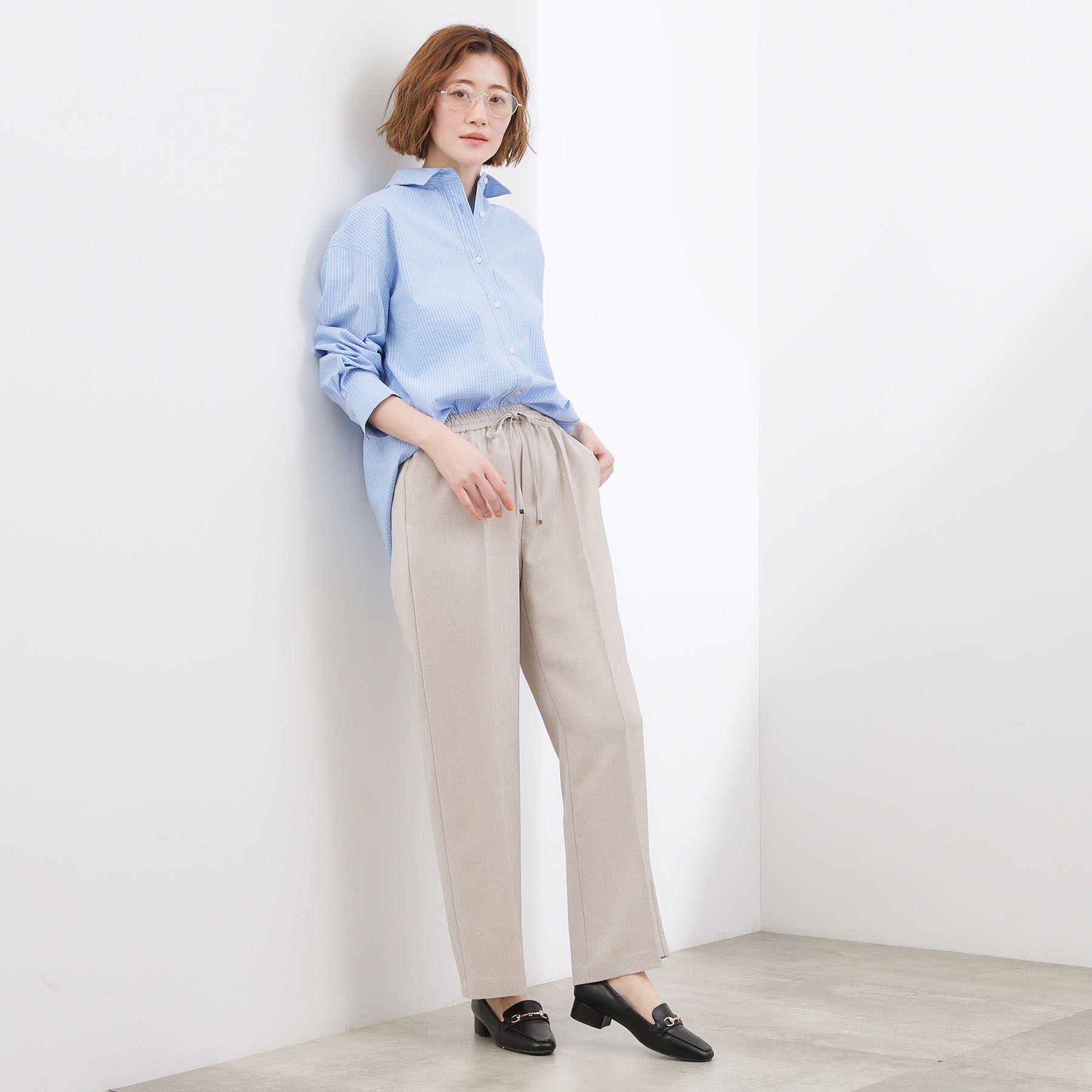 grove「【貴島明日香さん着用】一度着たら手放せない、驚きの伸びを備えたコットンナイロンストレッチシャツ」|シャツ・ブラウス|