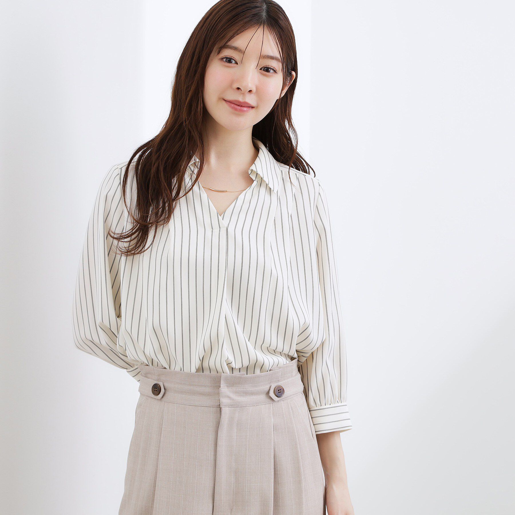 grove「【貴島明日香さん着用・洗える】チャーム付きマルチWAYボウタイブラウス」|シャツ・ブラウス|