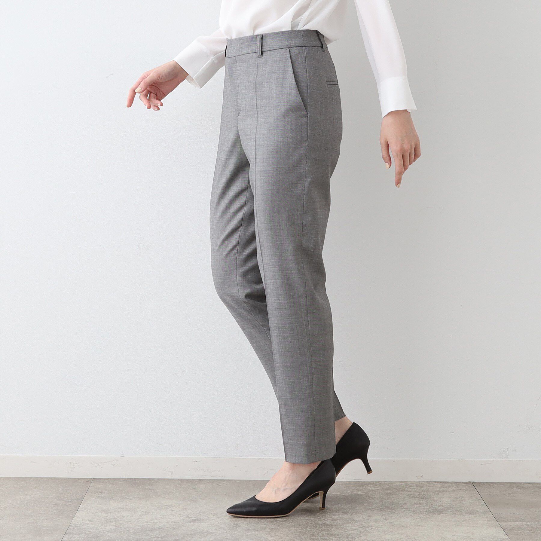 INDIVI「【日本製／インポート素材】ウールストレッチ テーパードパンツ」|スーツ|