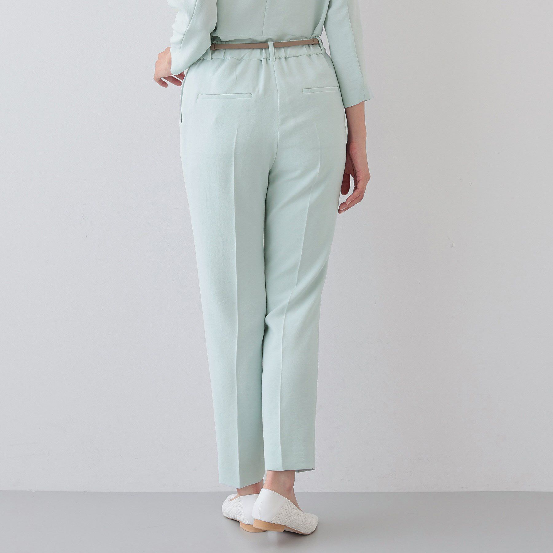 INDIVI「【着る日傘/遮熱/UVケア】タックテーパードパンツ」|スーツ|