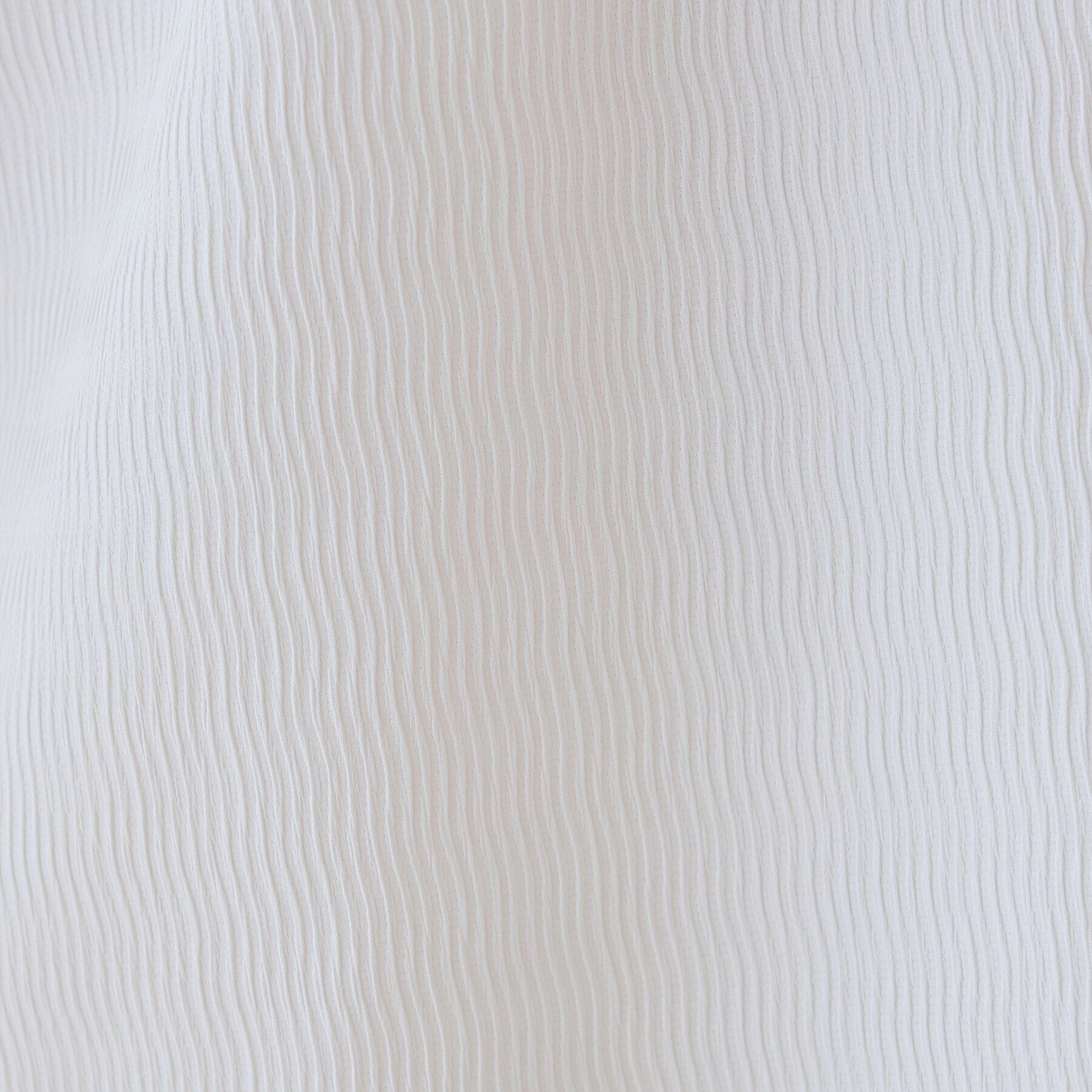 INDIVI「【洗える／凹凸素材】シンプルVネックブラウス」|シャツ・ブラウス|