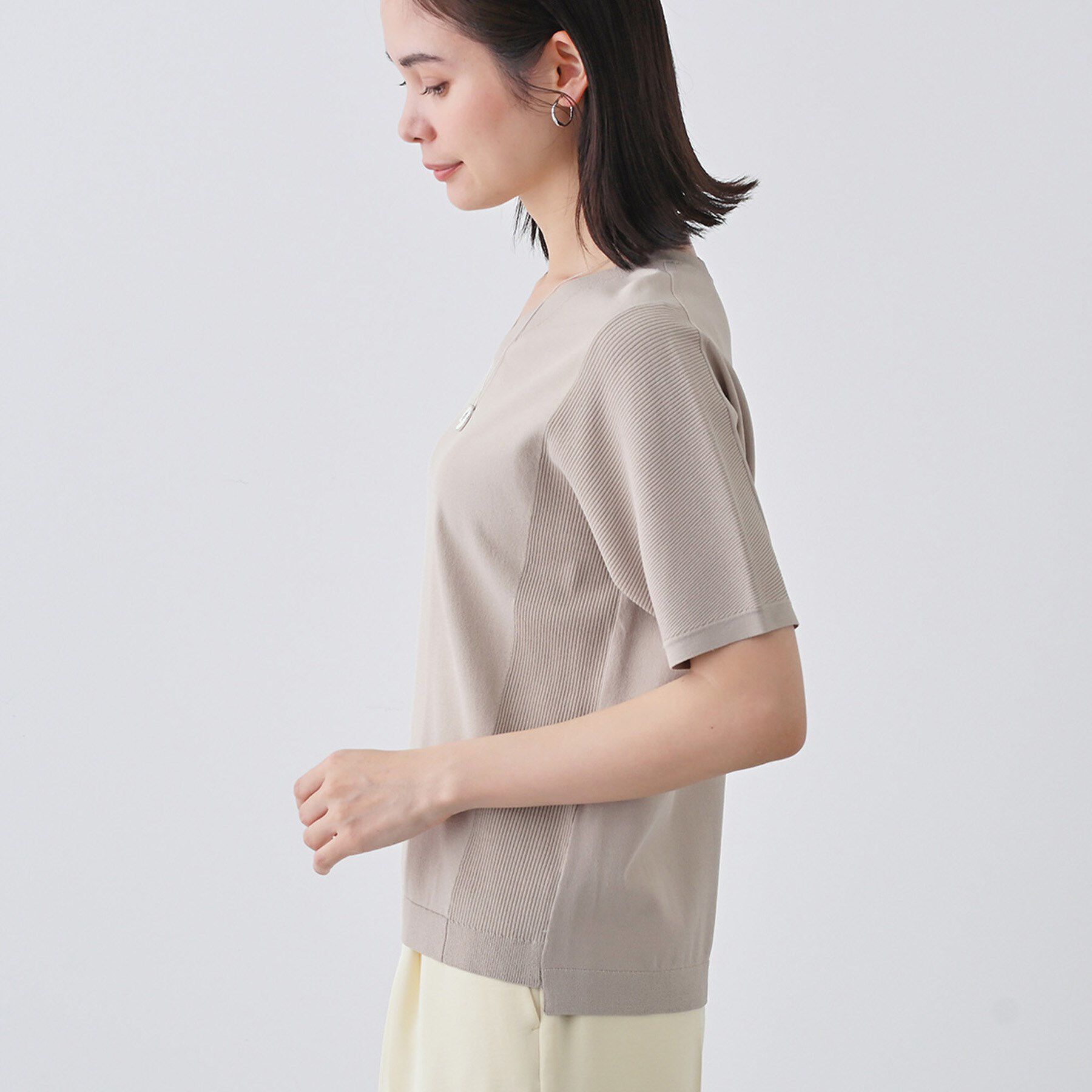 INDIVI「【洗える／清涼感】レーヨンストレッチ 安心丈の半袖ニット」|ニット・セーター|