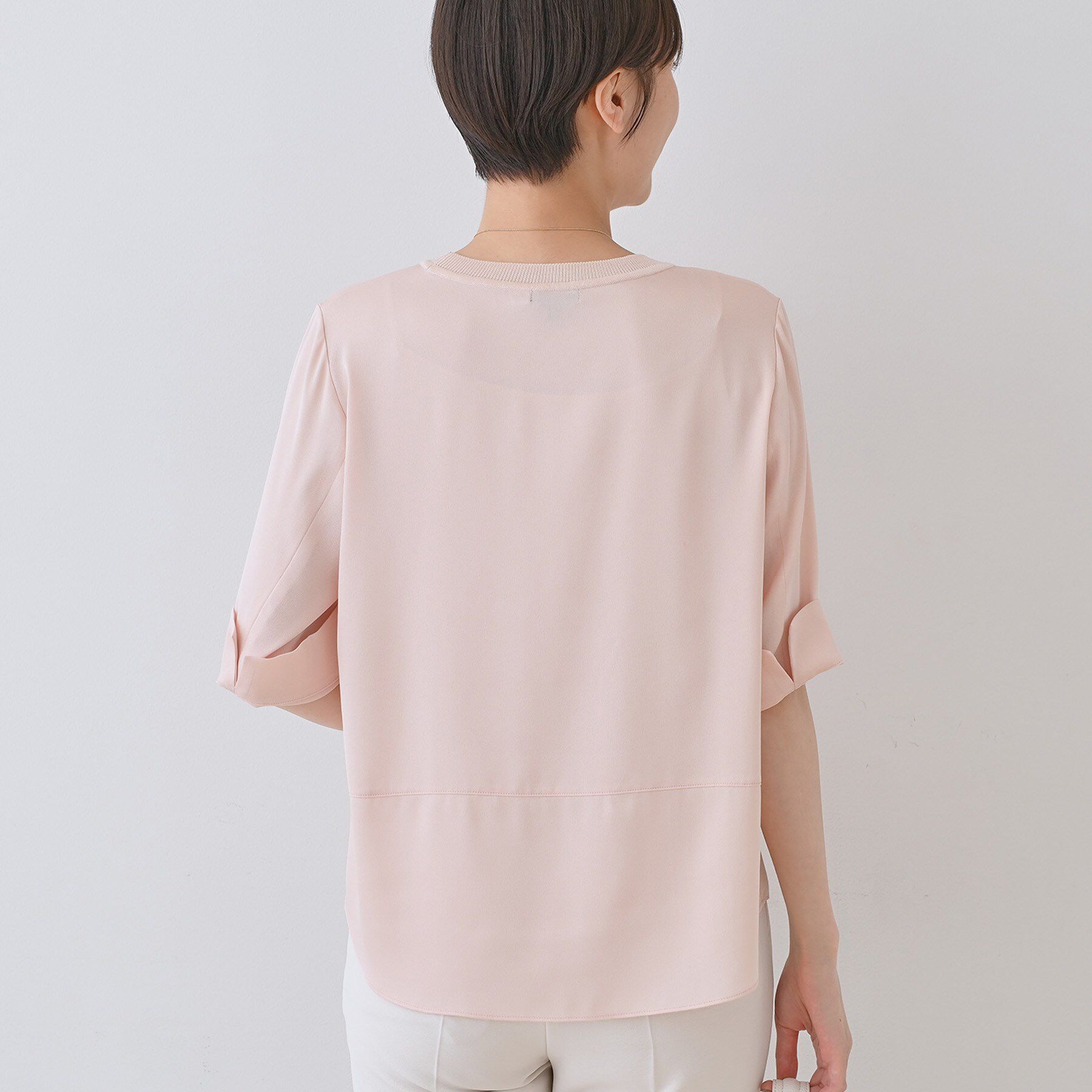 INDIVI「【洗える／5分袖】シルク風素材オフィスブラウス」|シャツ・ブラウス|