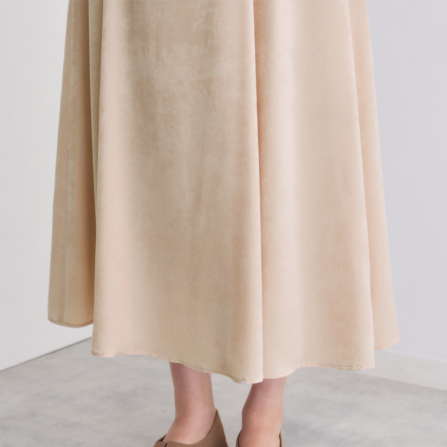 INDIVI「【UVケア／セットアップ可能】スエード調サテンスカート」|スカート|