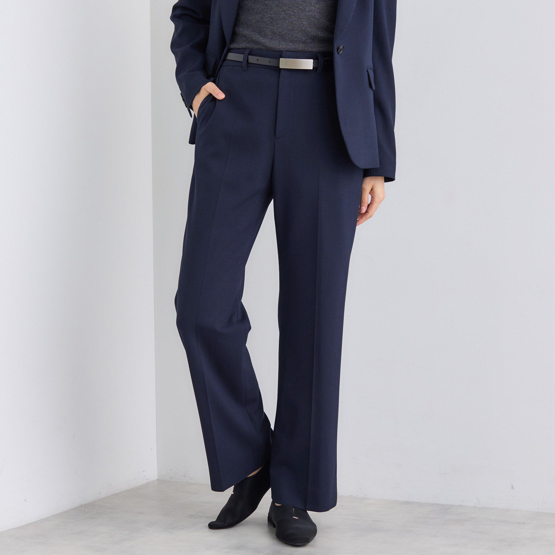 INDIVI「【日本製／通勤スーツ】プレシャスドビー テーパードパンツ」|スーツ|ネイビー(094)