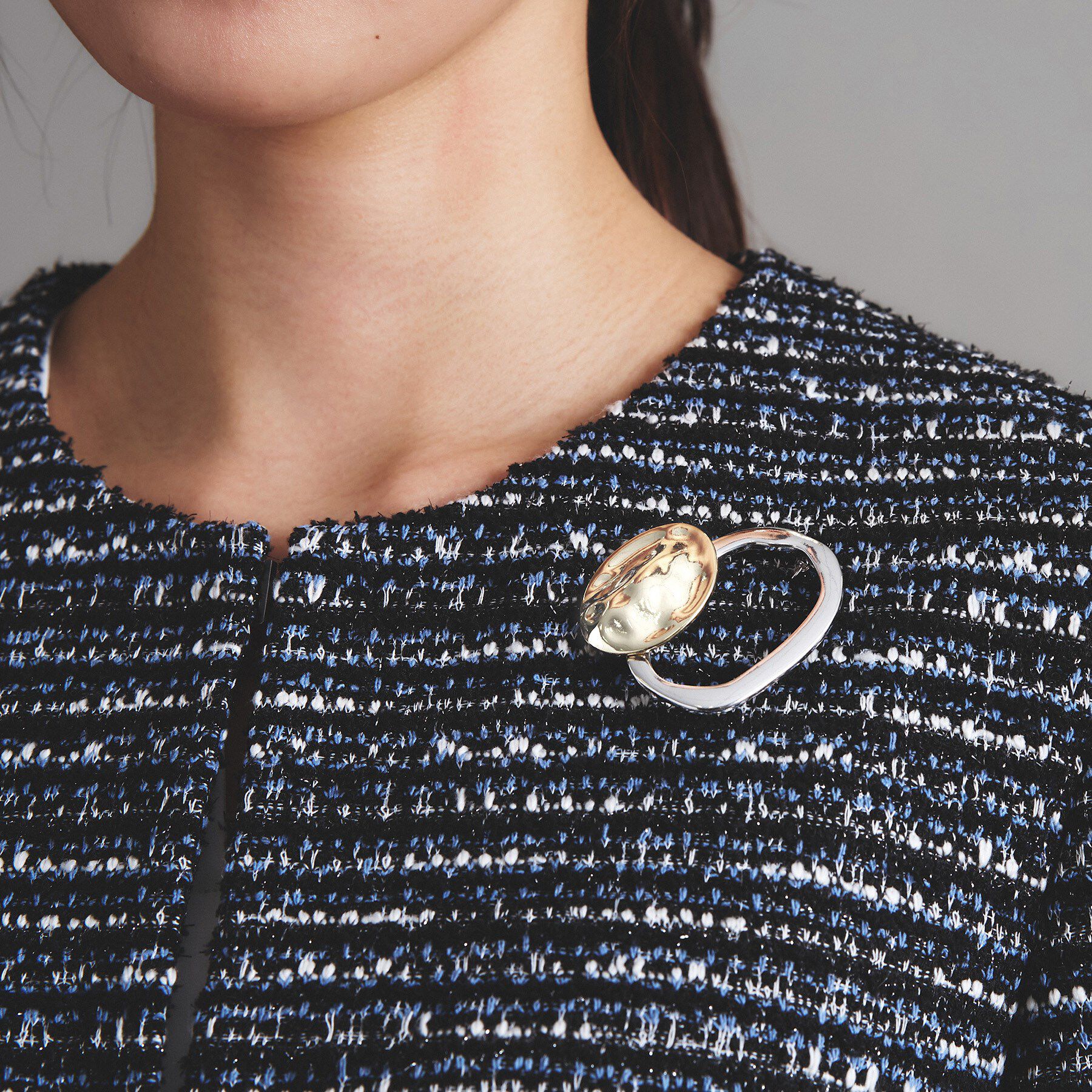 INDIVI「【デイリー】モチーフブローチ」|ブローチ・コサージュ|