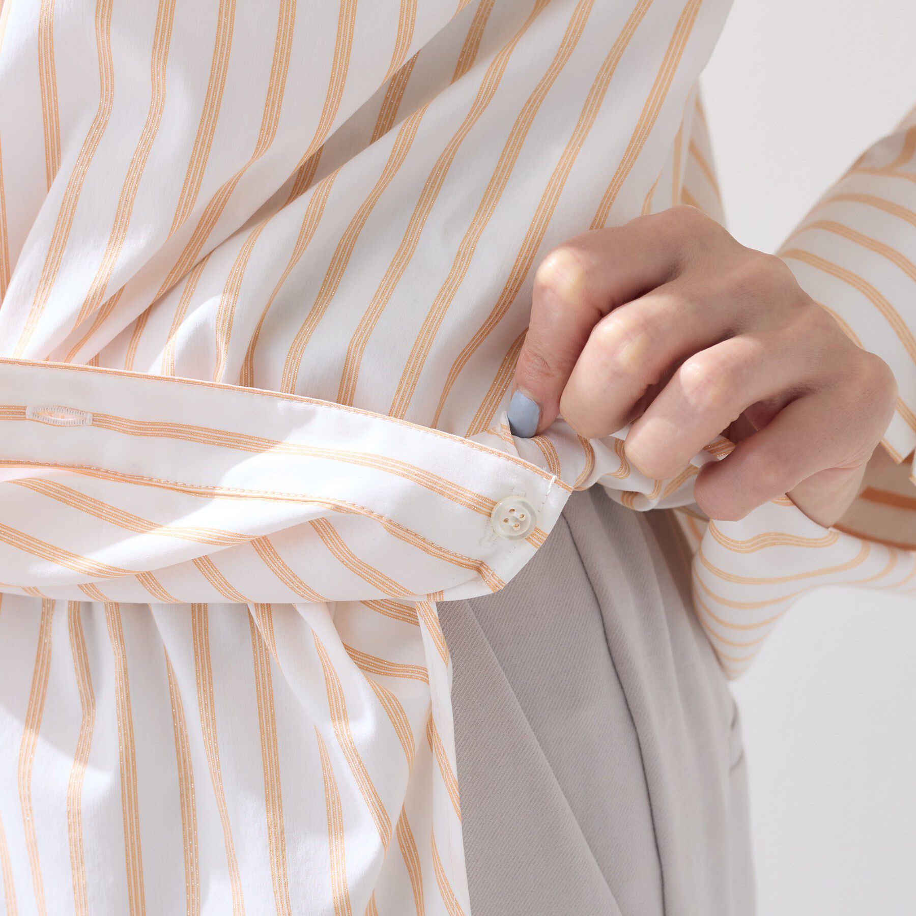 INDIVI「【2WAY／洗える】ラメストライプ コットン混シャツ」|シャツ・ブラウス|