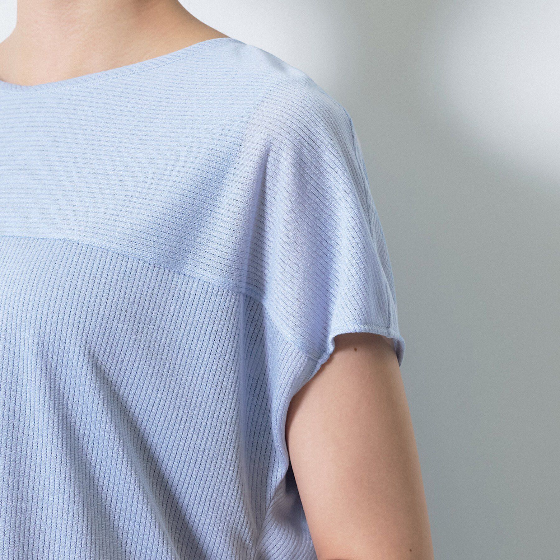 INDIVI「【洗える／アンサンブル可能】シアースストライプトップス」|Tシャツ・カットソー|