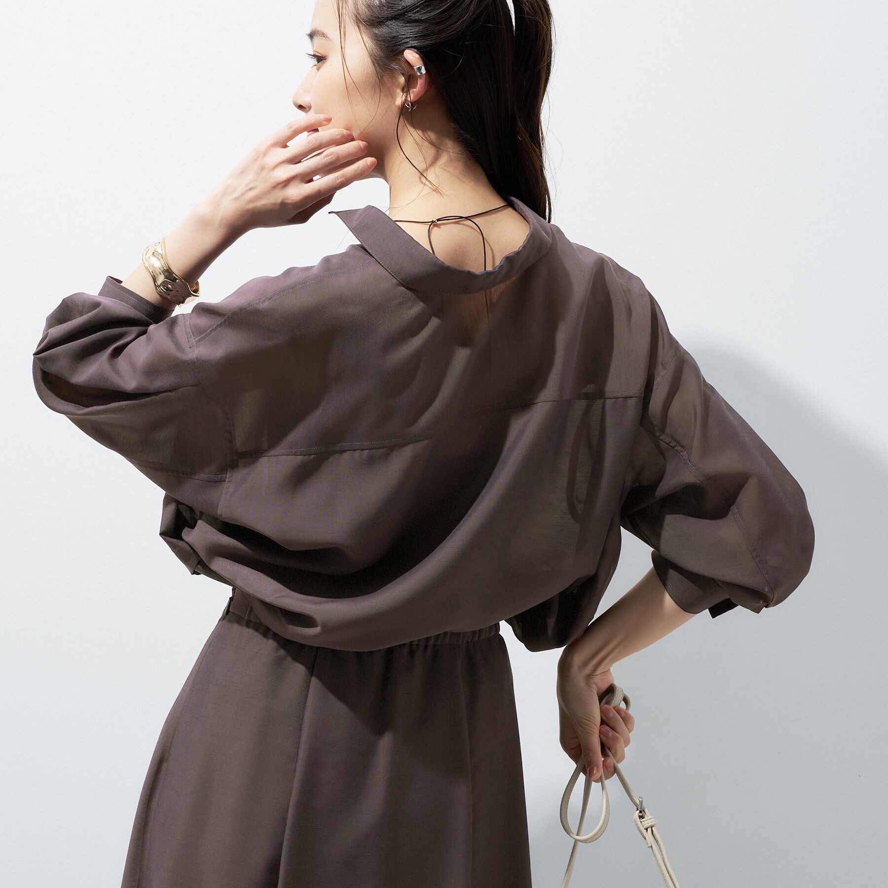 INDIVI「【洗える／2WAY】ドロスト付 シアーシャンブレーシャツ」|シャツ・ブラウス|