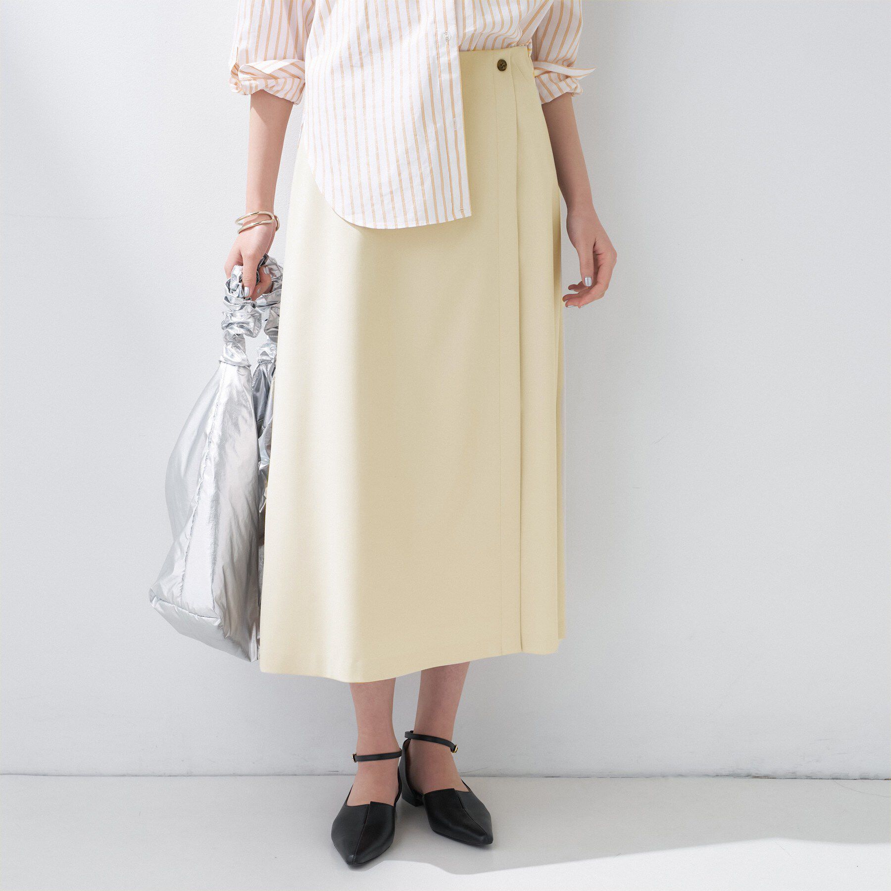 INDIVI「【洗える／UVケア】巻き風フレアスカート」|スカート|ライトベージュ(05