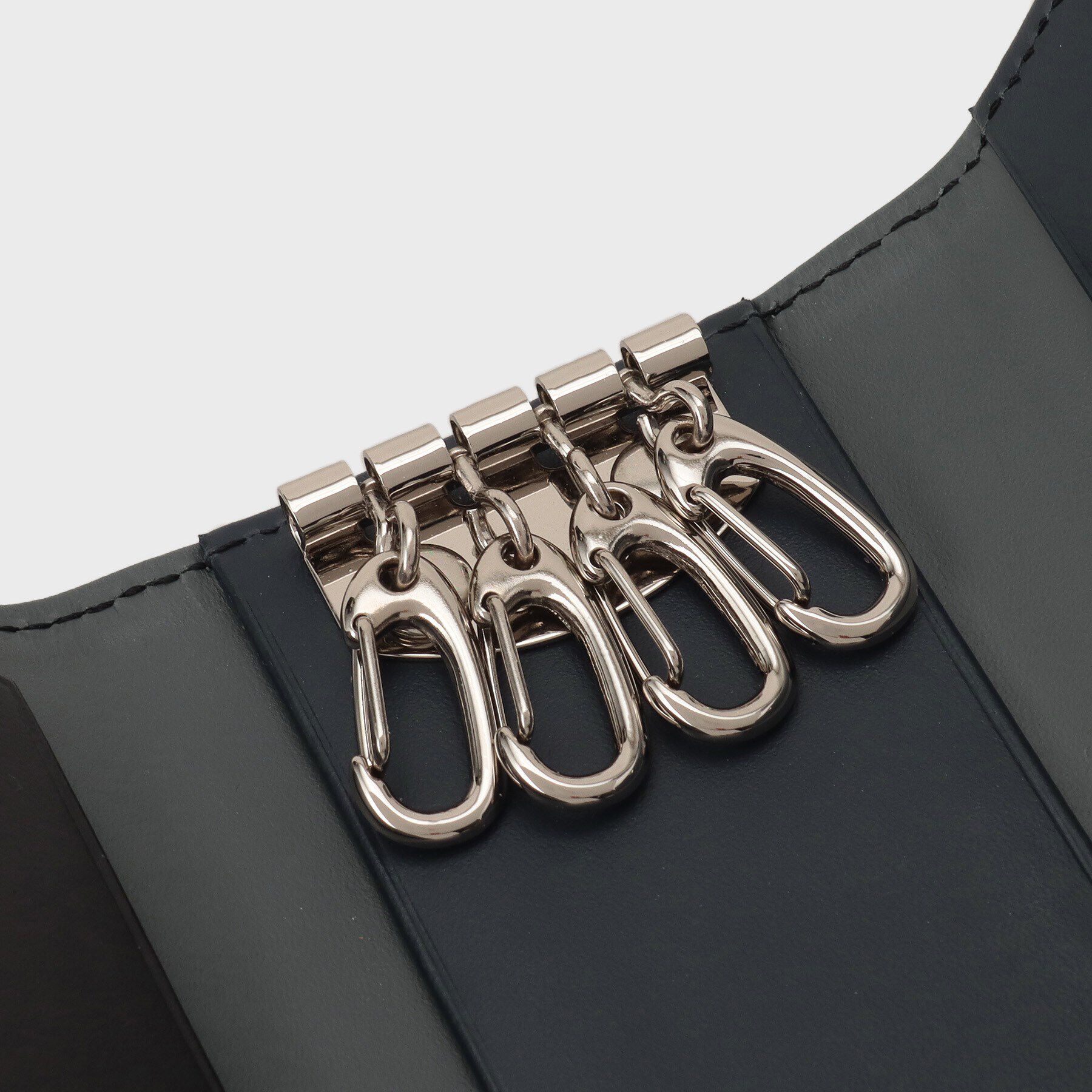 TAKEO KIKUCHI「配色型押しレザー キーケース」|キーケース|