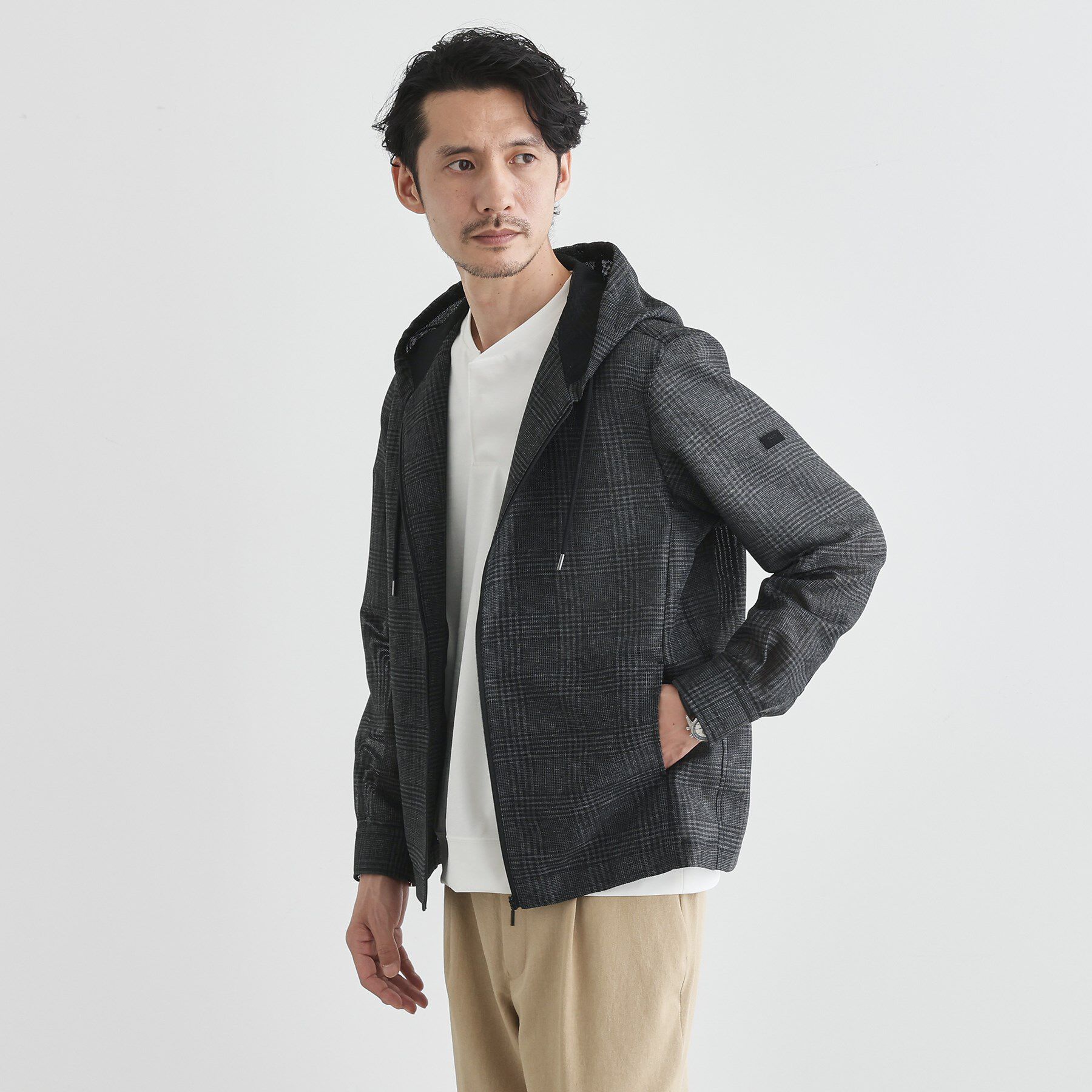TAKEO KIKUCHI「【軽羽織】カラミ織り フード羽織りシャツ」|シャツ・ブラウス|チャコールグレー(2