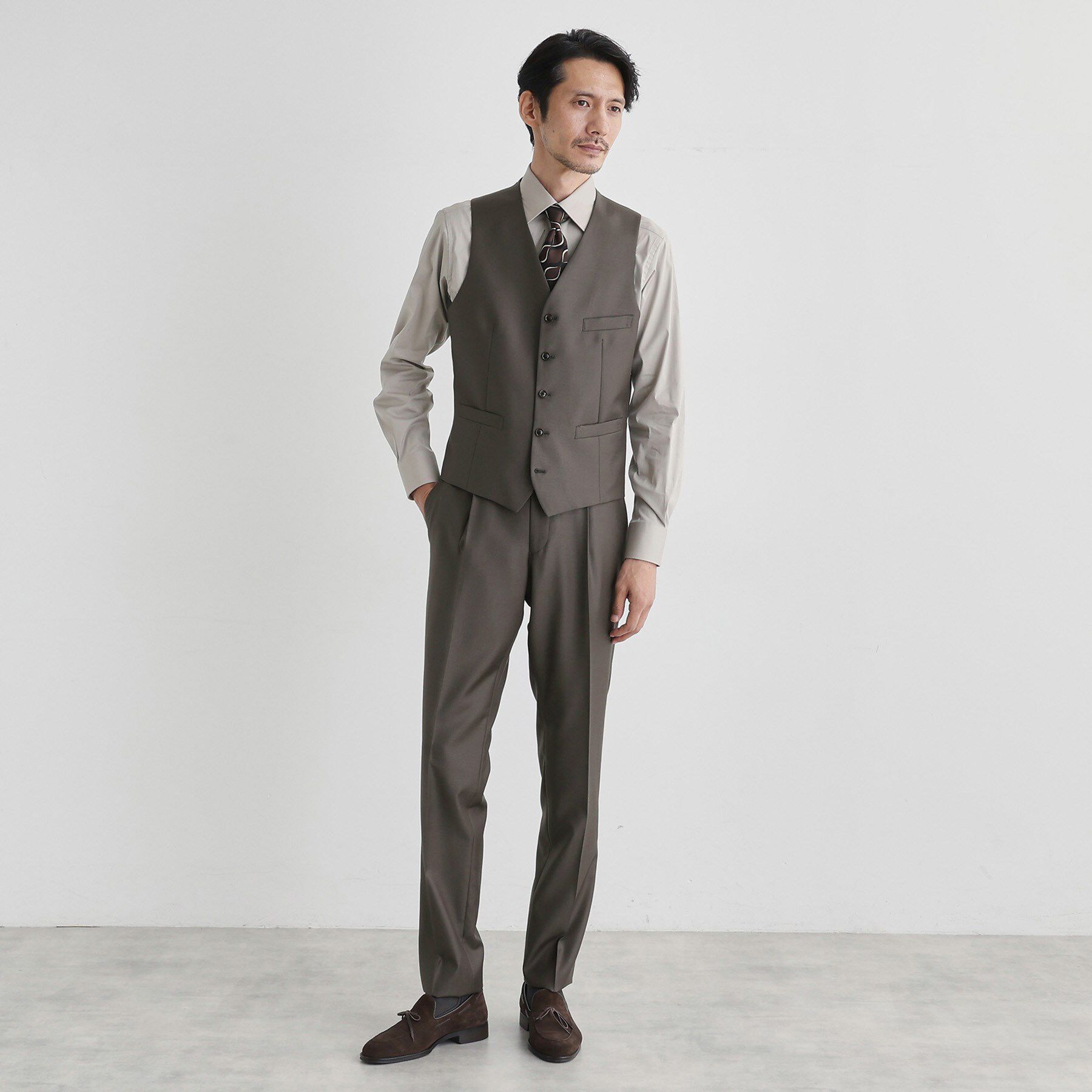 TAKEO KIKUCHI「ドーメル サージ ベスト」|スーツ|