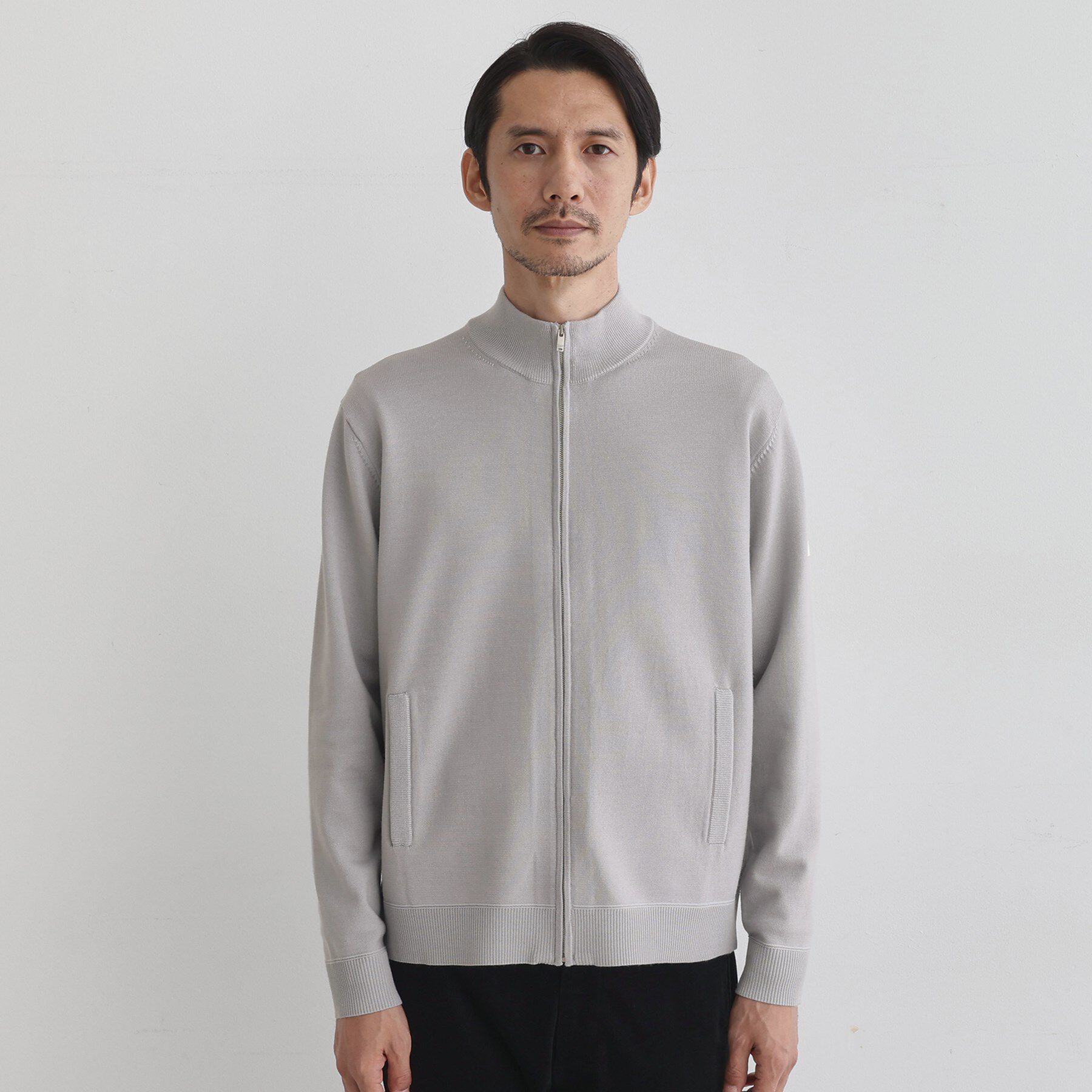 TAKEO KIKUCHI「アンチピリング ジップアップ ニット」|ニット・セーター|