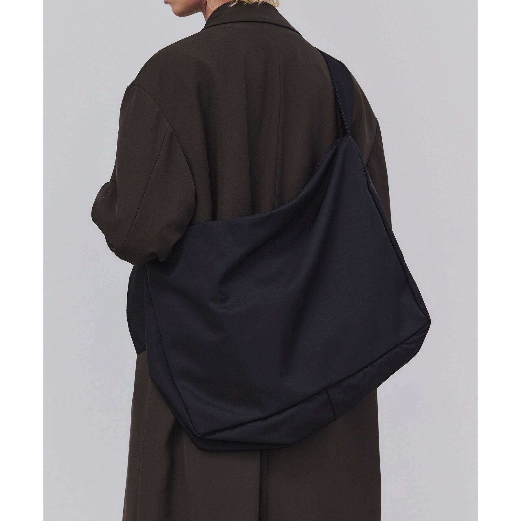 tk.TAKEO KIKUCHI「ビッグショルダーバッグ」|ショルダー・メッセンジャー|ﾌﾞﾗｯｸ(119)