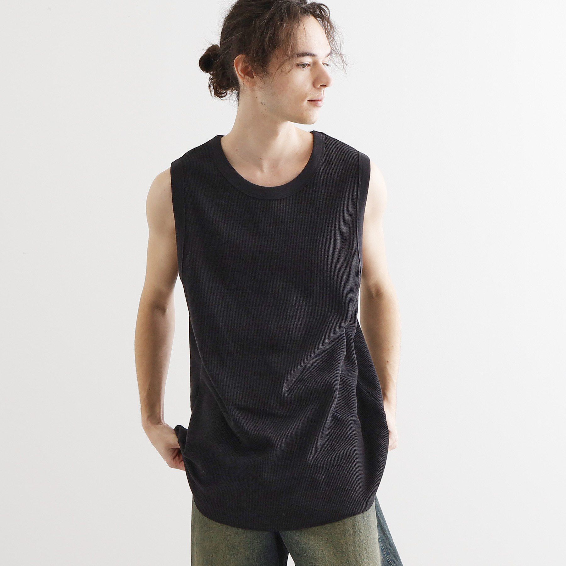 tk.TAKEO KIKUCHI「ワッフルノースリーブタンクトップ」|タンクトップ|ブラック(019)