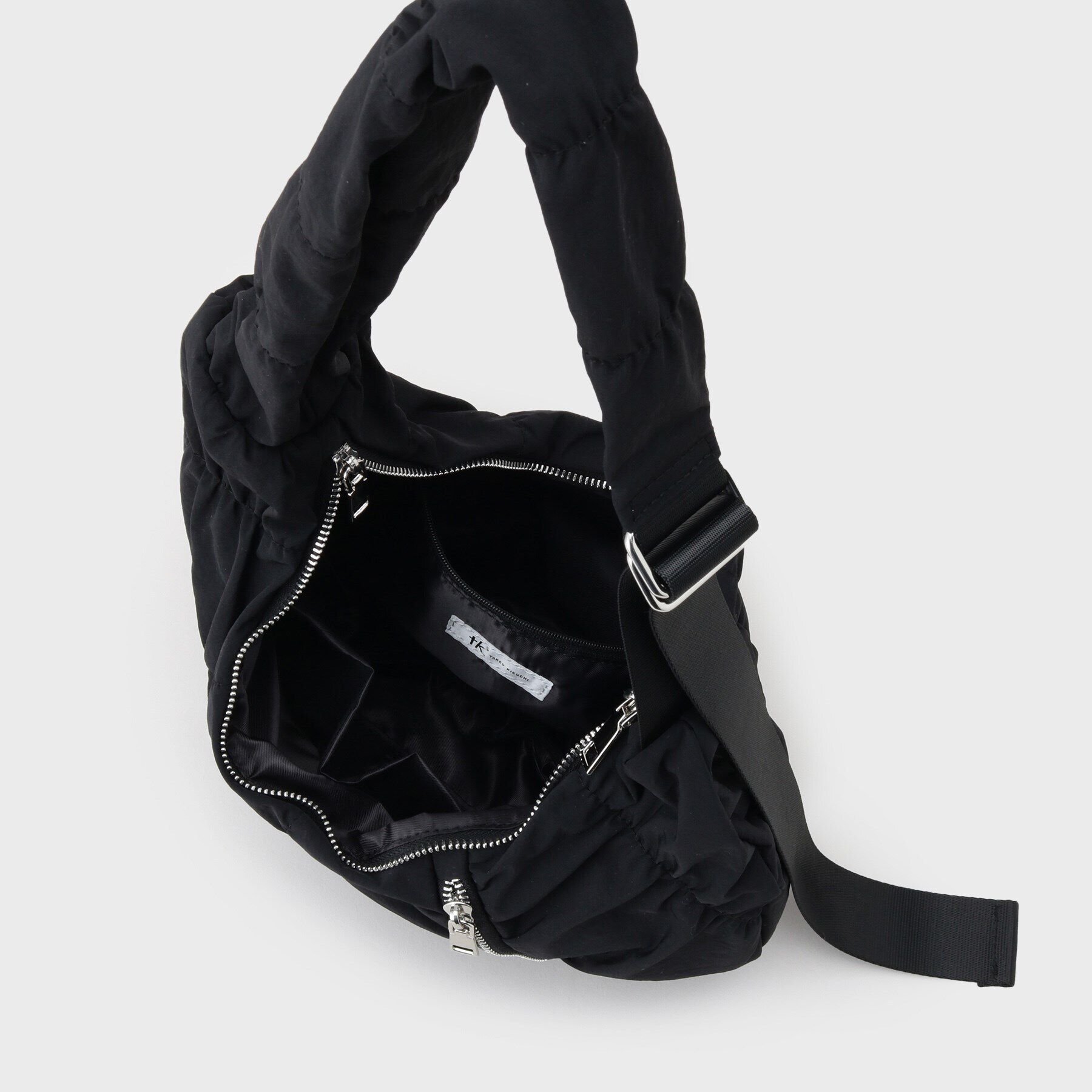 tk.TAKEO KIKUCHI「【パフィーシリーズ】ロータスショルダーバッグ」|ショルダー・メッセンジャー|