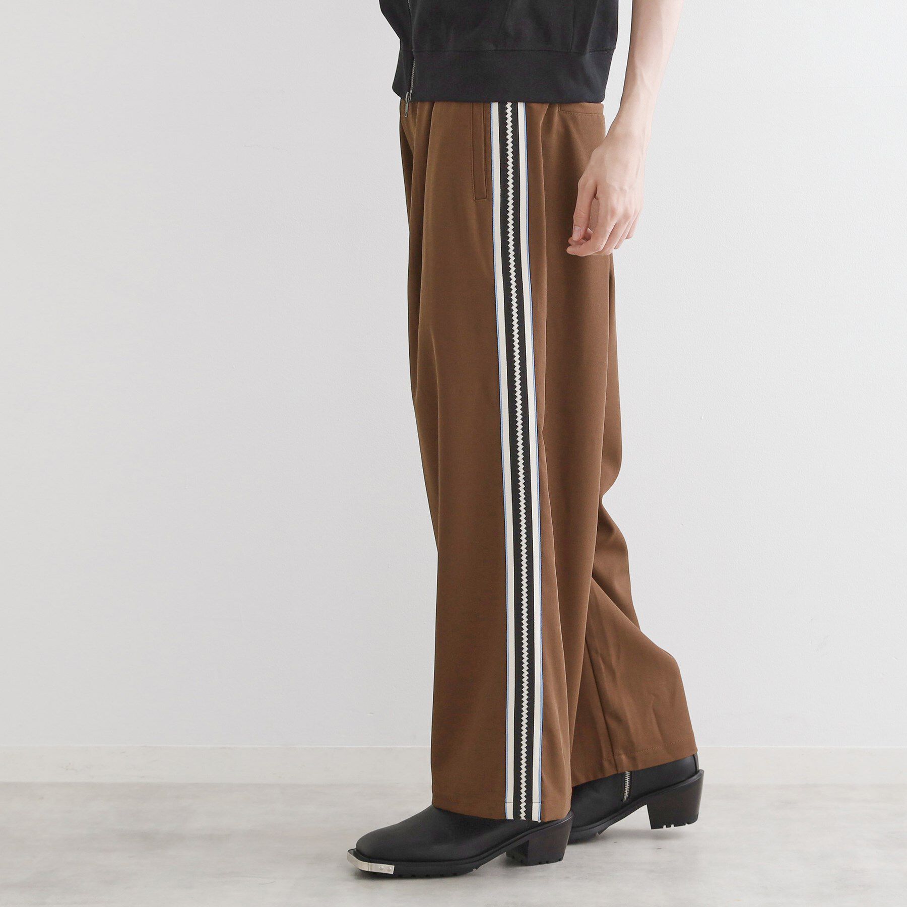 tk.TAKEO KIKUCHI「ラインスラックス」|その他|ブラウン(043)