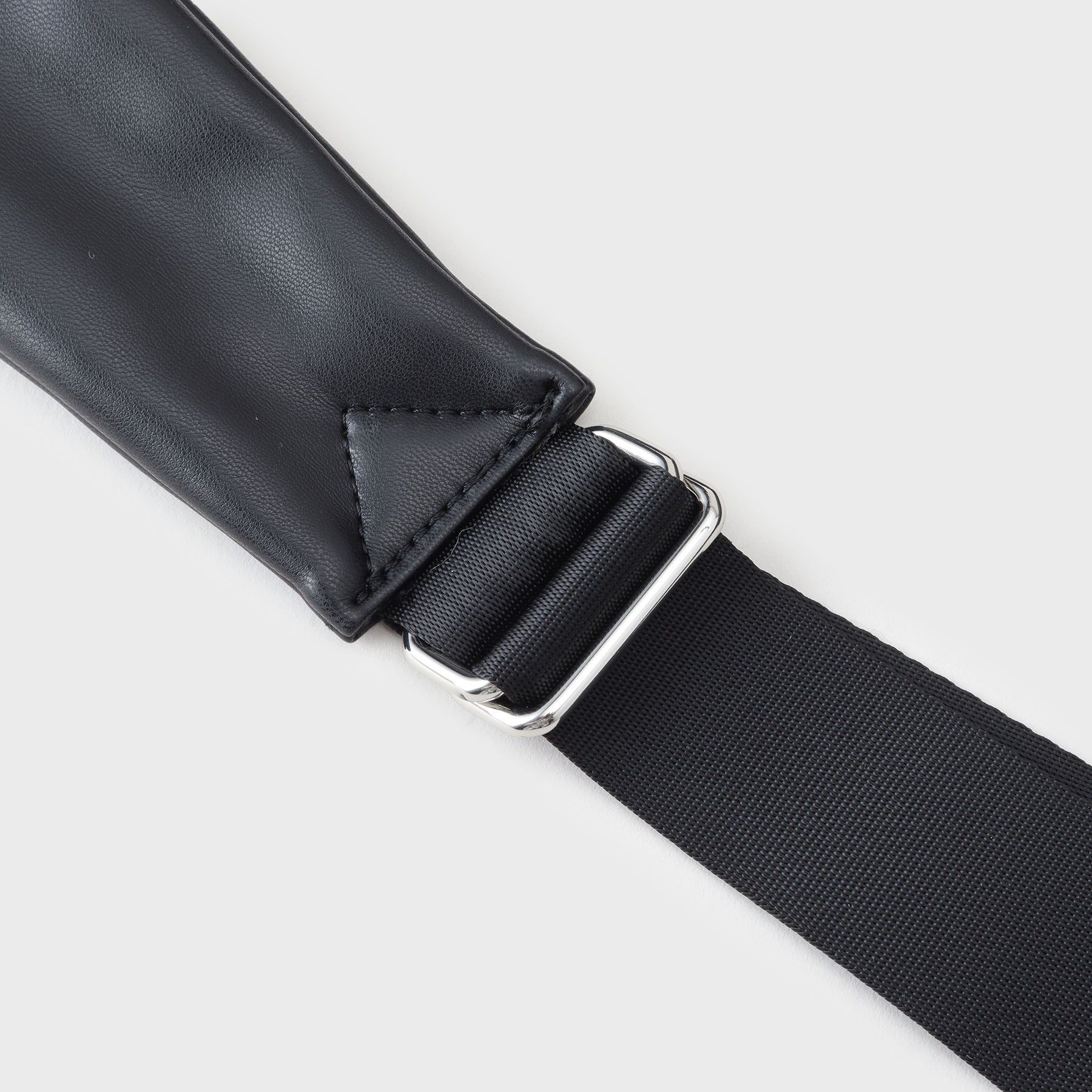 tk.TAKEO KIKUCHI「【パフィーシリーズ】フラップショルダーバッグ」|ショルダー・メッセンジャー|